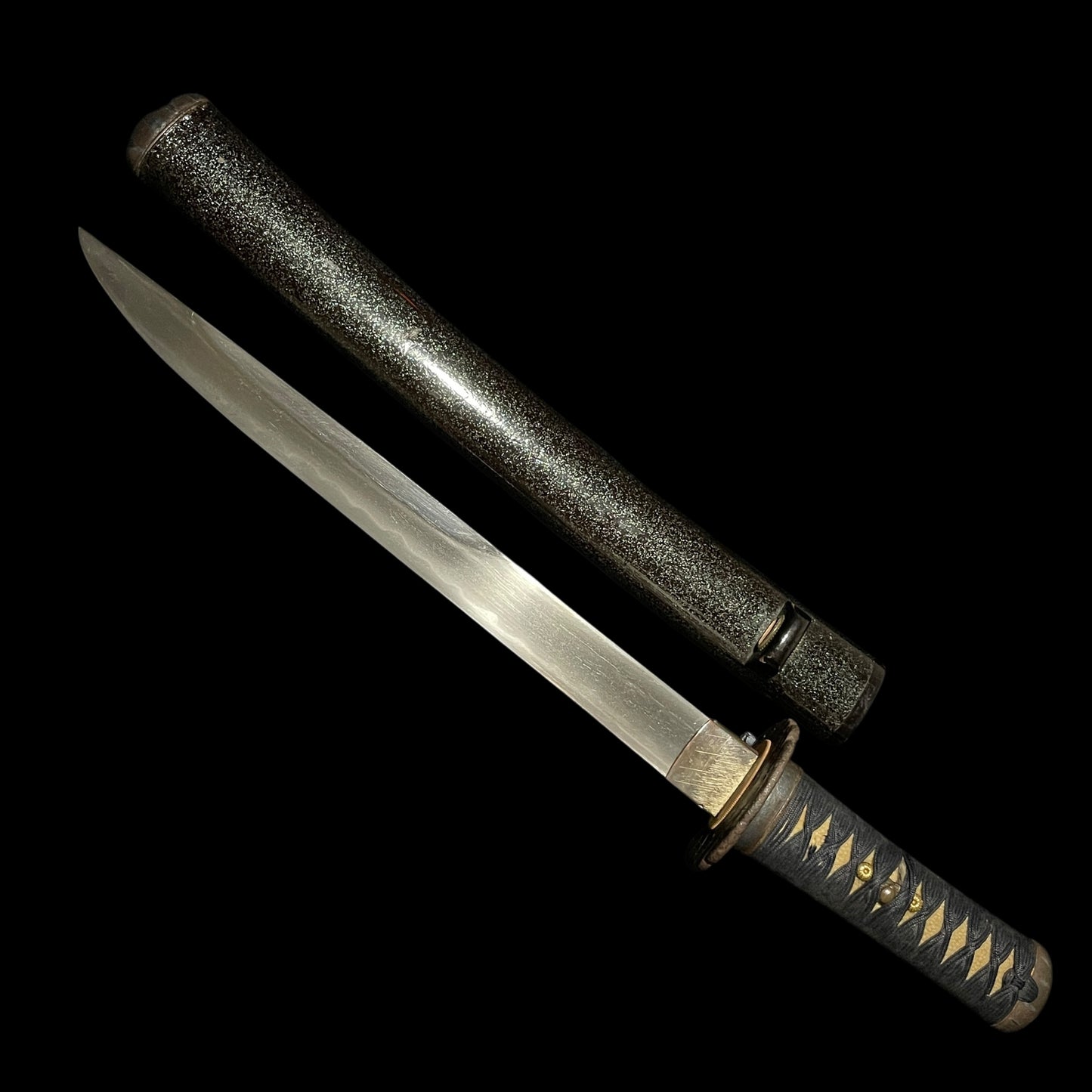 Unokubizukuri 鵜首造 TANTO, Insect menuki, Late Edo period mumei