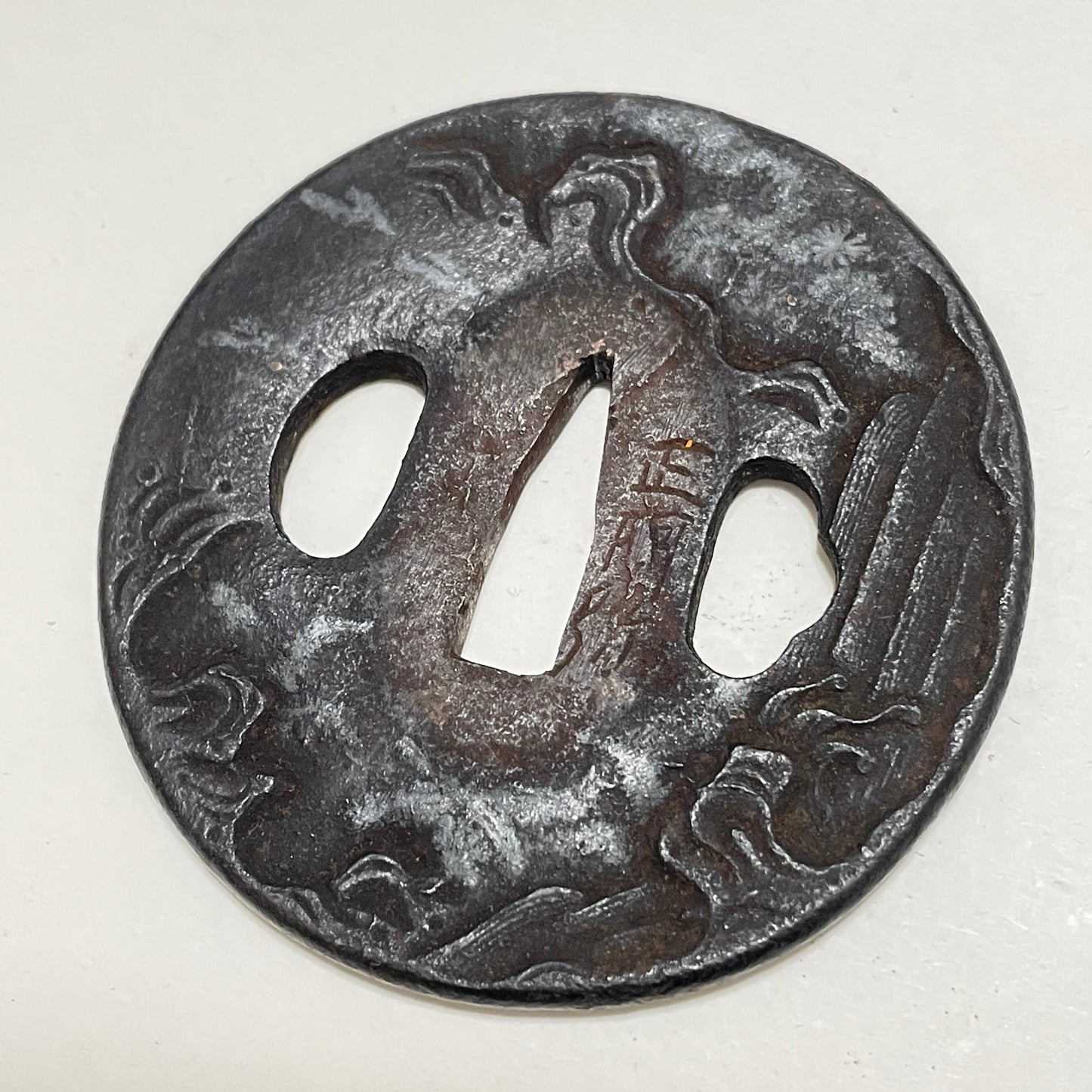 Nobukuni 信国 signed Wakizashi, Beautiful Fuchi, Muromachi period