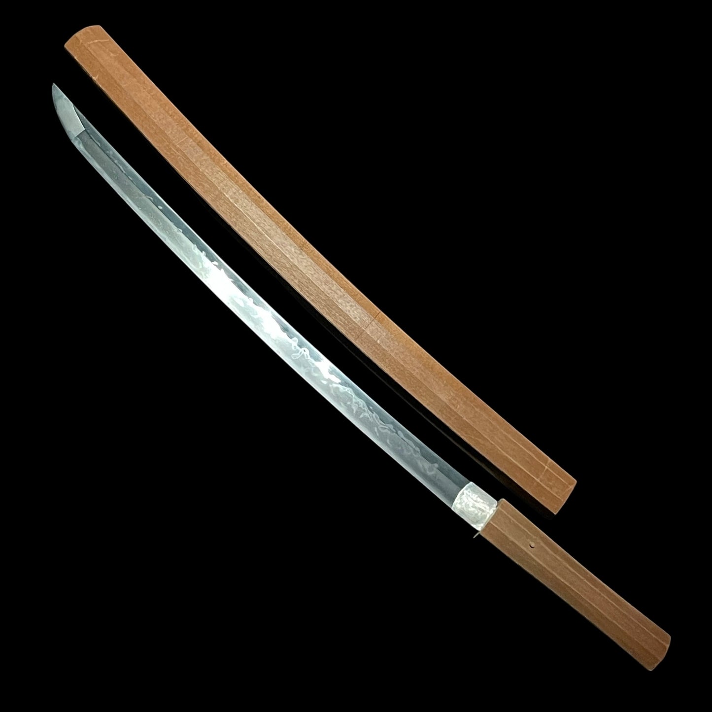 HITATSURA 皆焼 Wakizashi,  Soshuju Hirotsugu 相州住広次 signed, Muromachi period