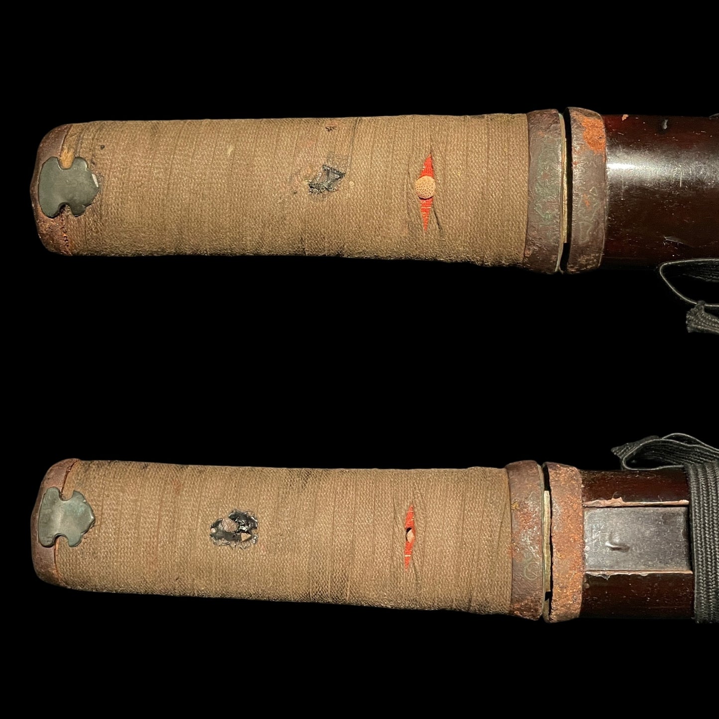 Oohadamono 大肌物 Aikuchi TANTO, Iron Fittings, Edo period mumei