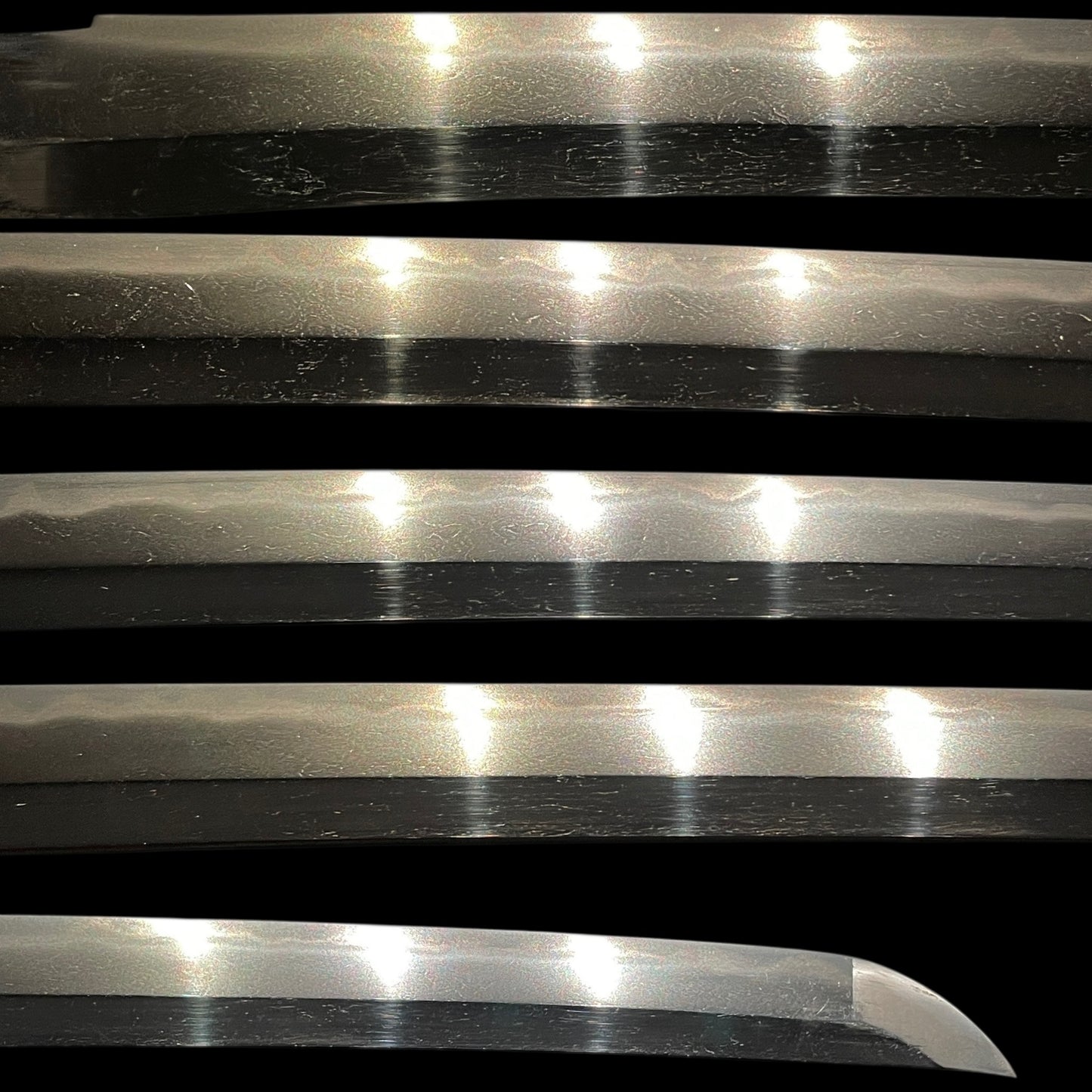 KIKUMON 菊紋 Chrysanthemum crest Long Wakizashi, Wide and Thick blade, Edo period