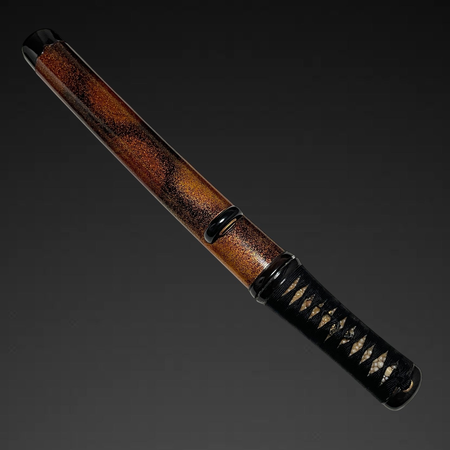 Bishuosafune Harumitsu August 1557 signed, Aikuchi TANTO, Late Muromachi period