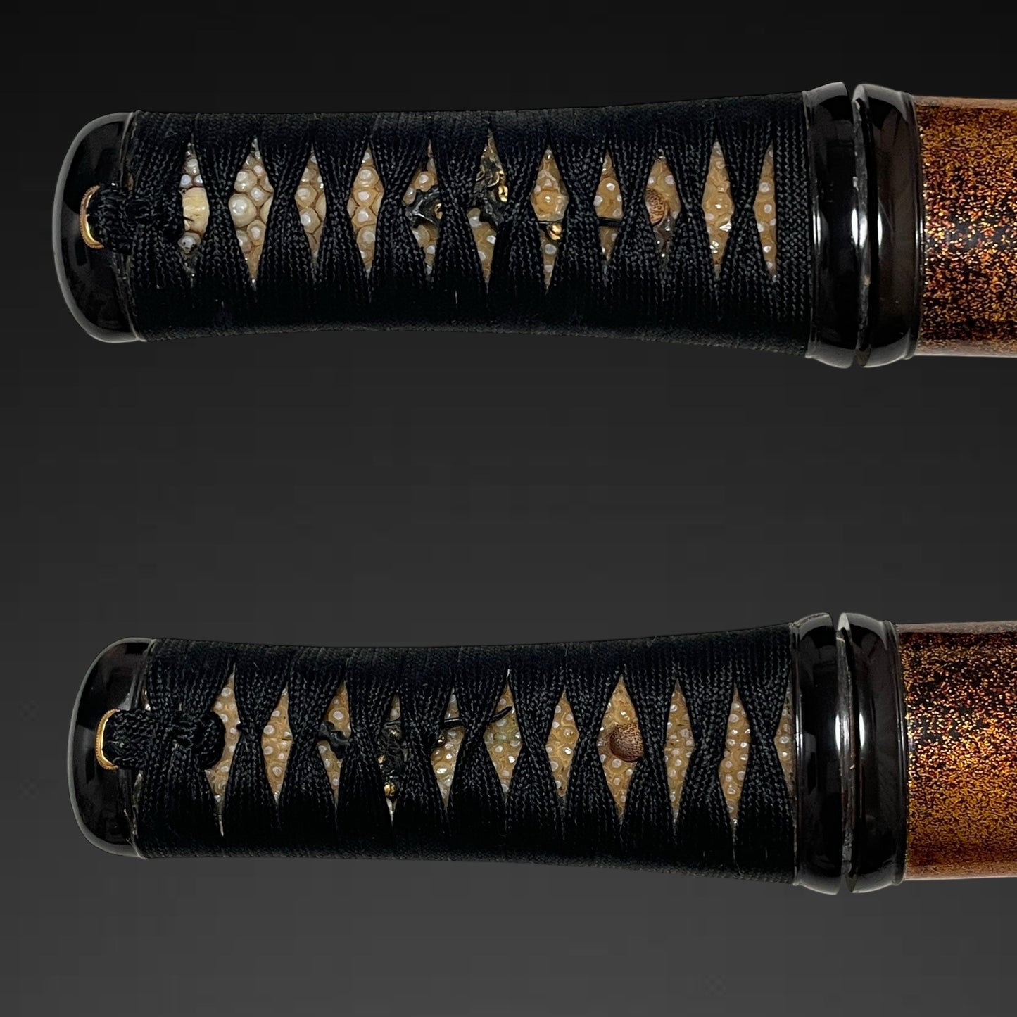 Bishuosafune Harumitsu August 1557 signed, Aikuchi TANTO, Late Muromachi period