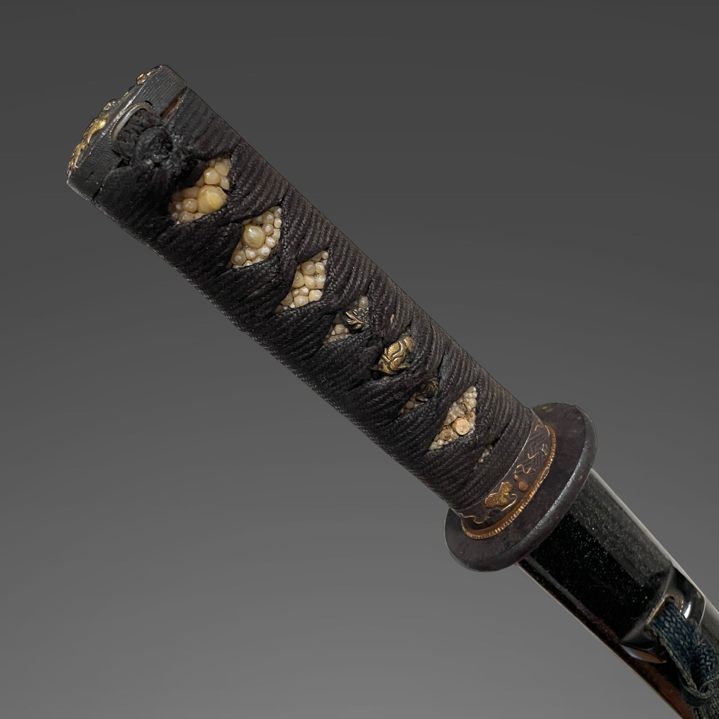 Unokubi-Zukuri 鵜首造 Wakizashi, Gourd Fuchi, Muromachi period mumei