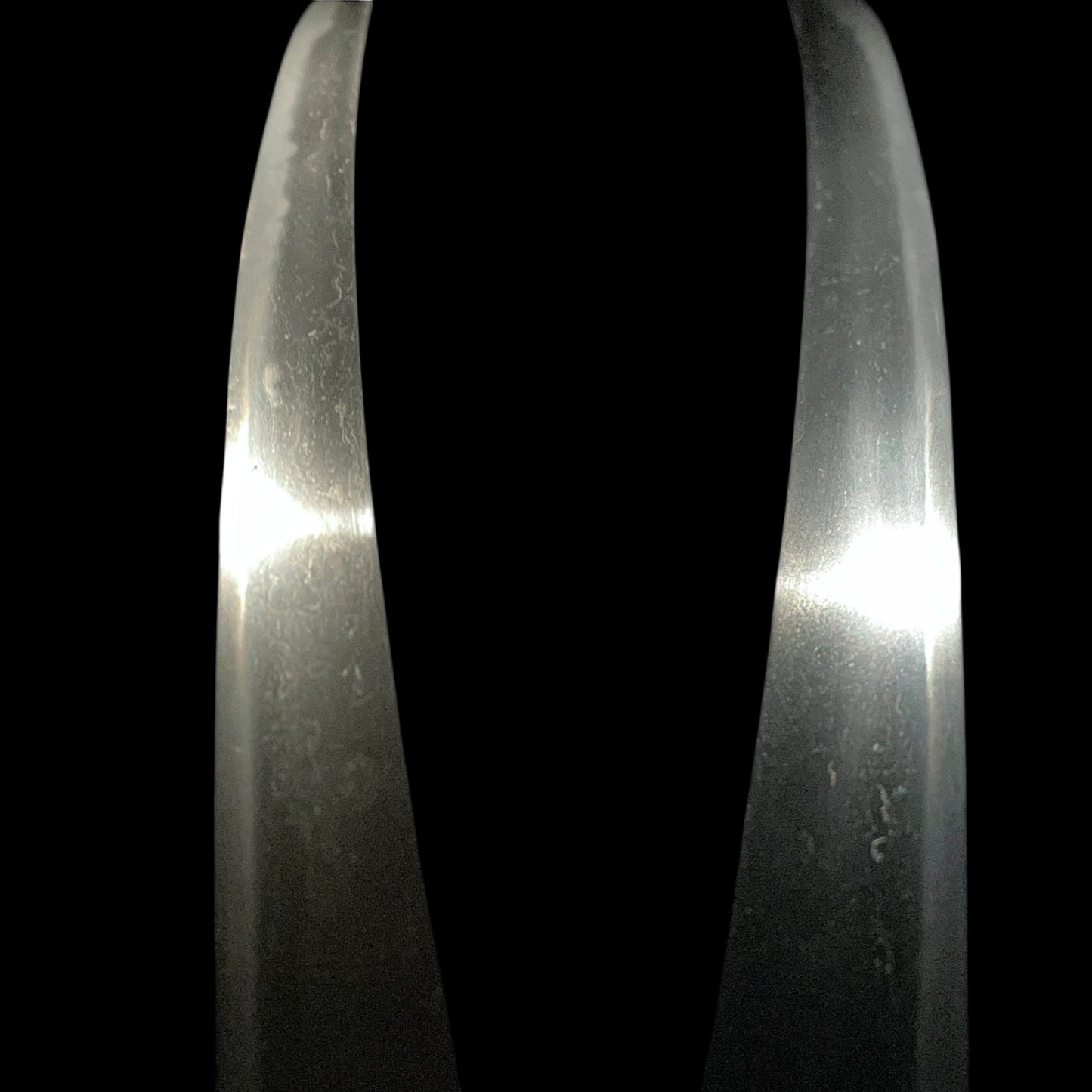Rare Style Long Hirazukuri Wakizashi, Naminohira 波平, Muromachi period, NBTHK Certificate