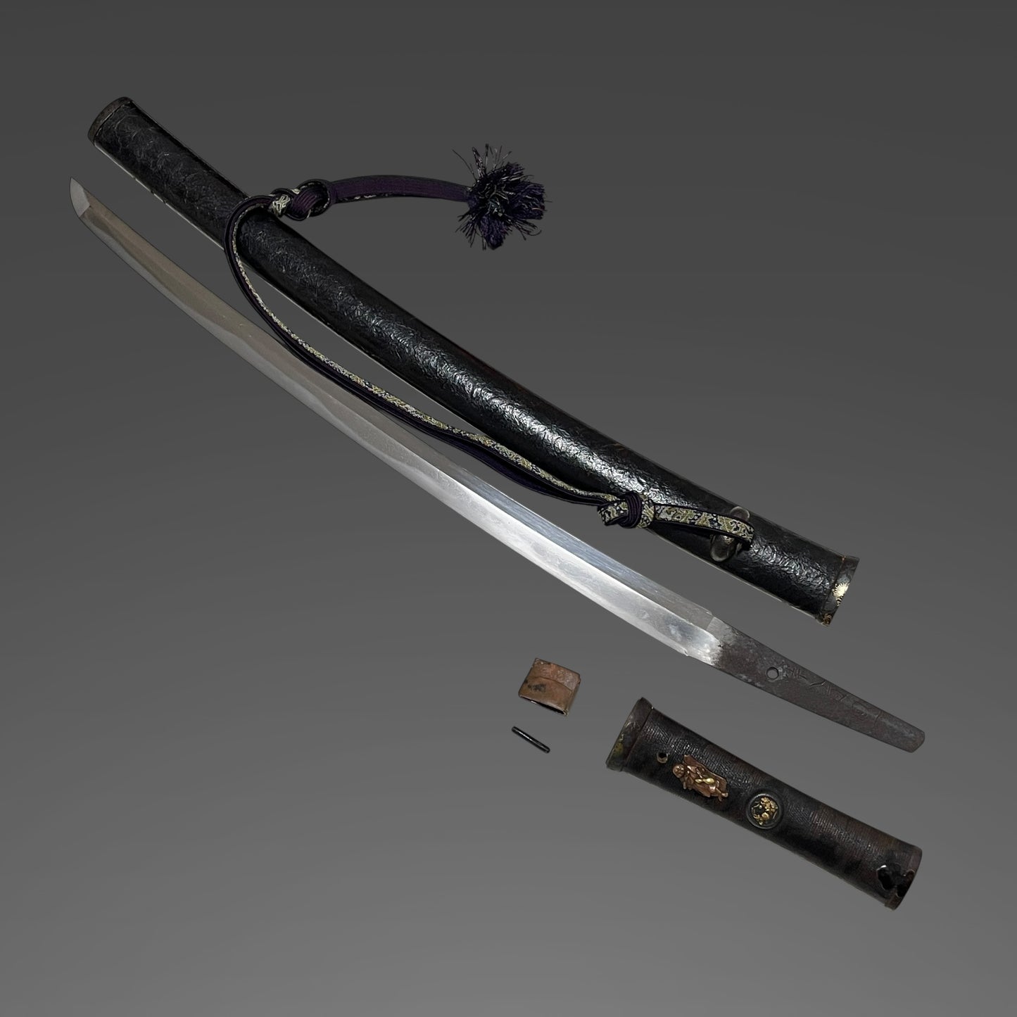 Nishikizutsumi Aikuchi Koshirae 錦包合口拵, Bannyudo Fuichi 伴入道風一 signed Wakizashi