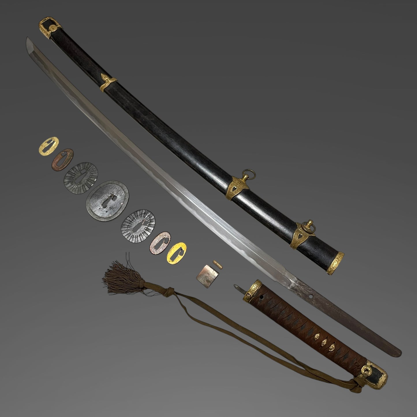 NAVY GUNTO with Tassel, Hattori Masahiro 服部正廣 signed, WW2 Japanese Officer Sword