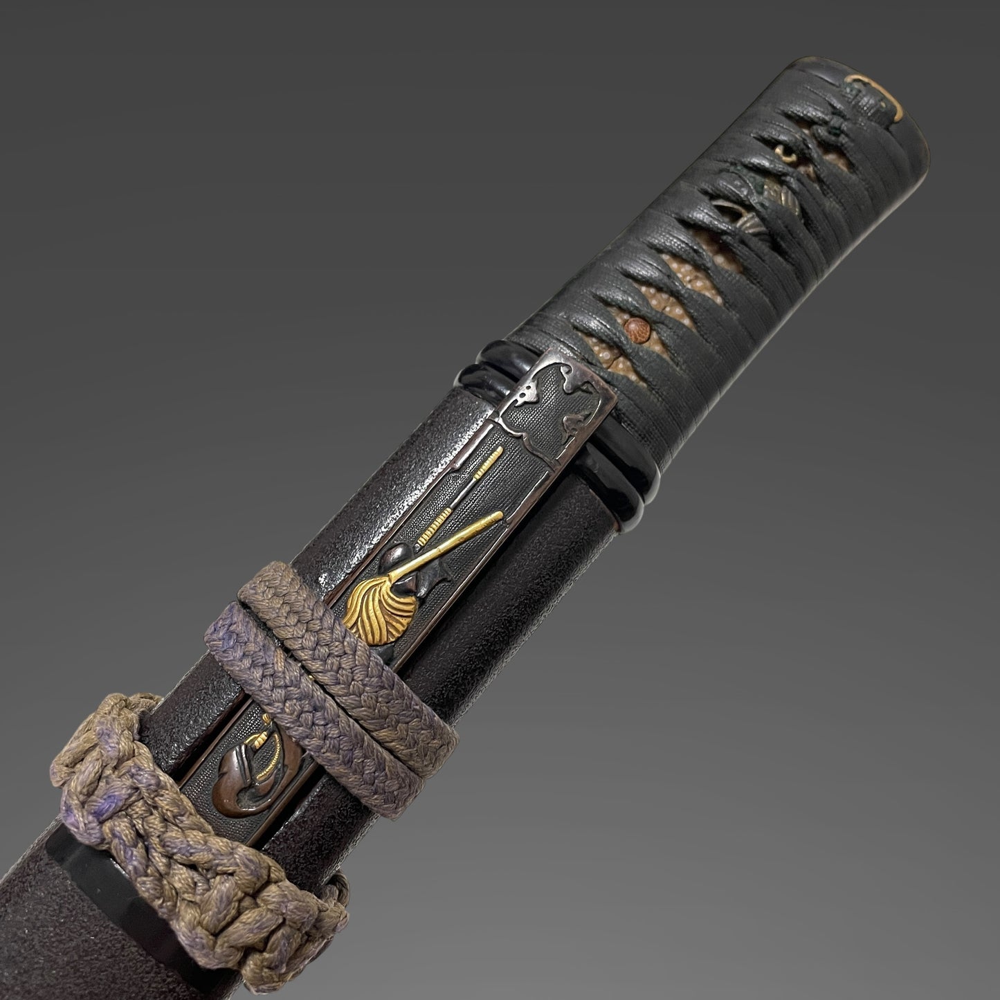 Oosuminokami Hiromitsu 大隅守廣光 signed Aikuchi TANTO, with Kozuka and Shirasaya