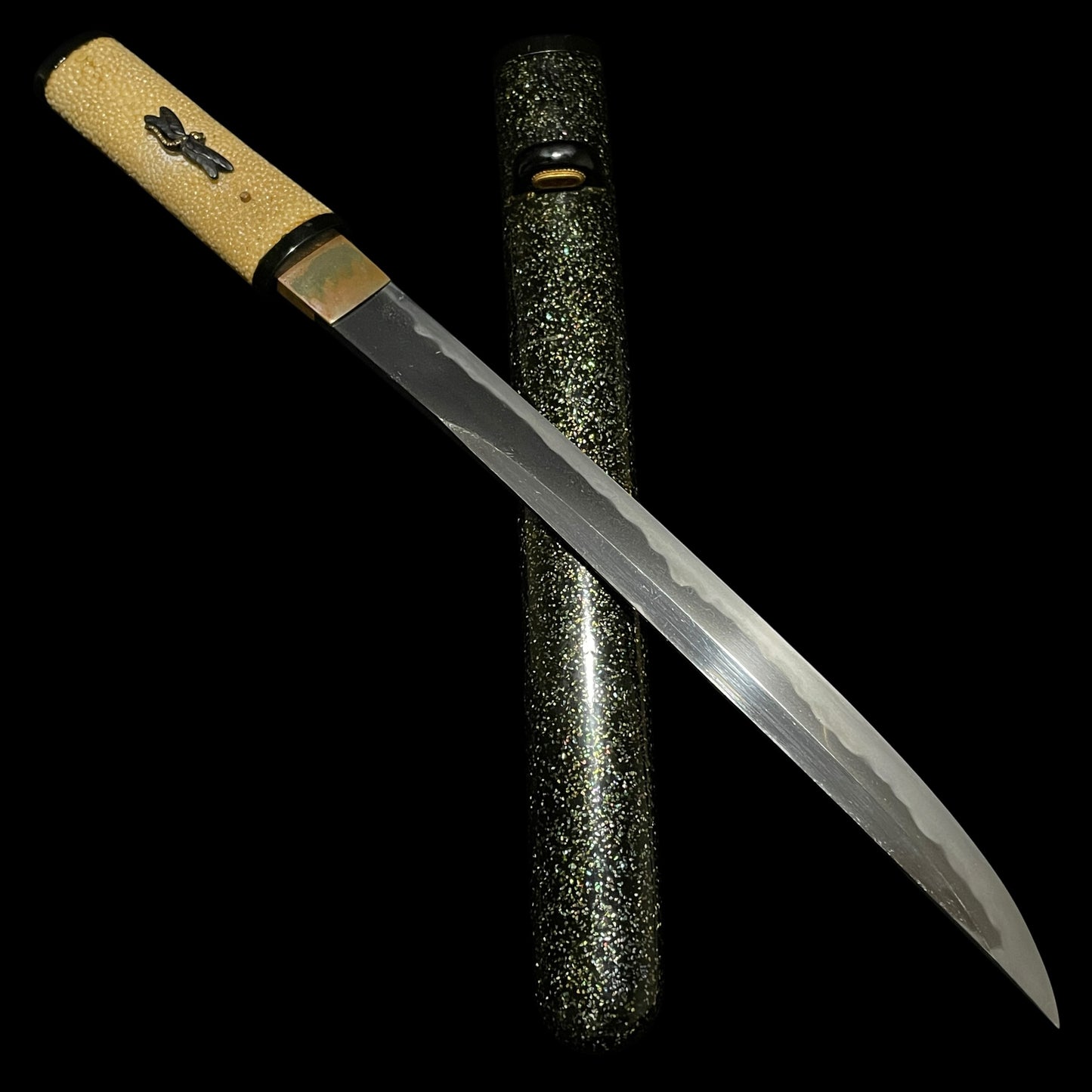 Unokubi-Zukuri 鵜首造 Aikuchi Koshirae TANTO, Dragonfly Menuki, Late Edo period