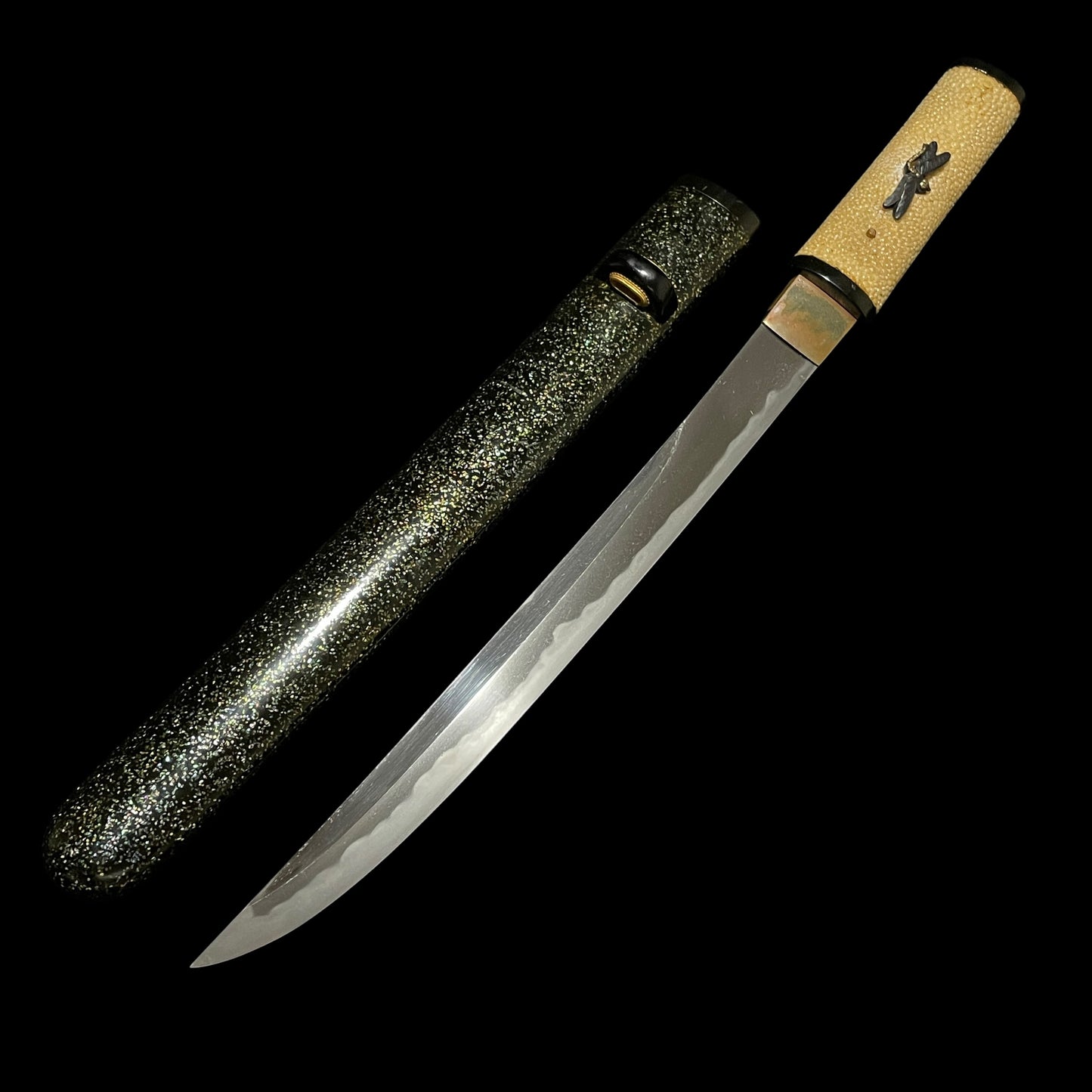 Unokubi-Zukuri 鵜首造 Aikuchi Koshirae TANTO, Dragonfly Menuki, Late Edo period