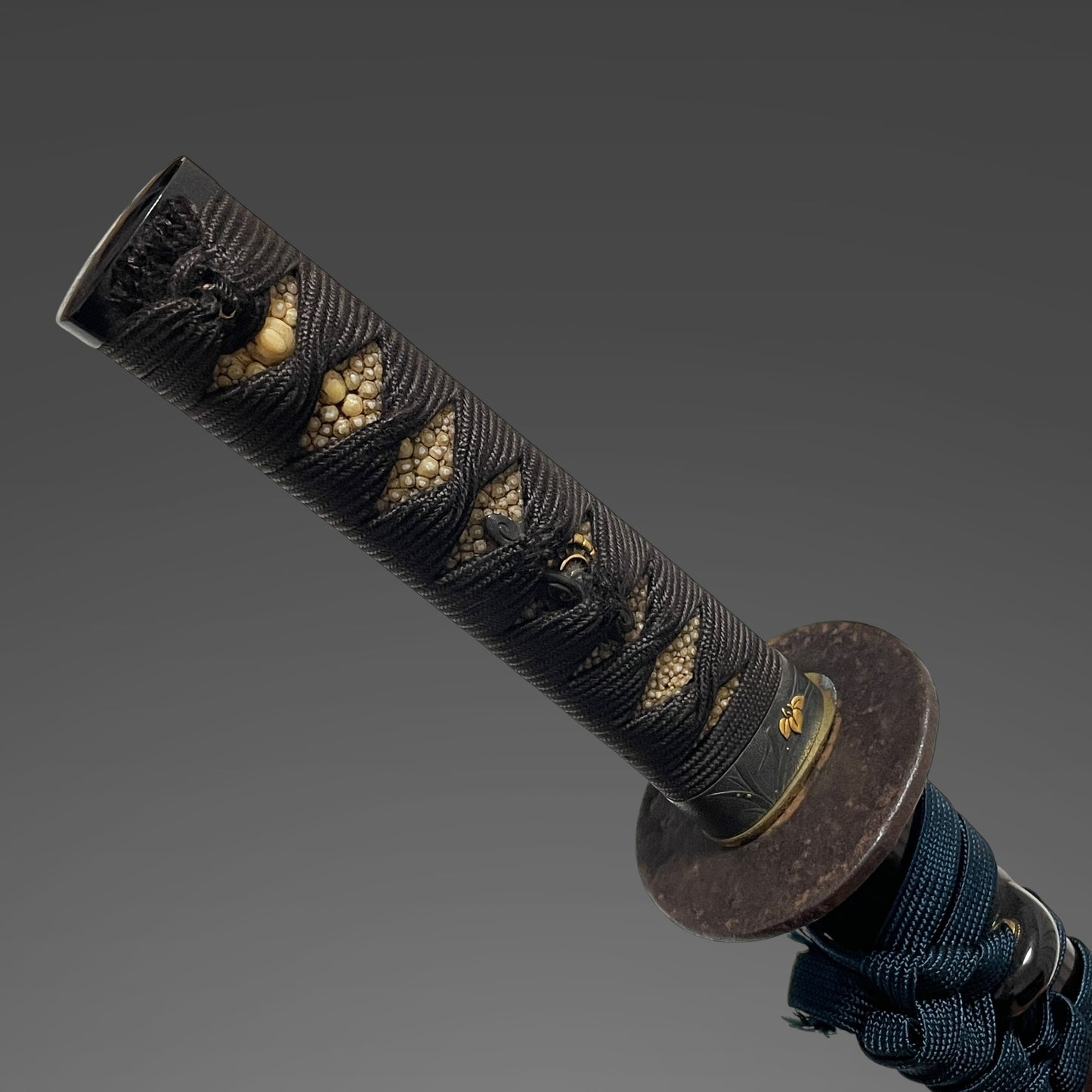 Nobukuni 信國 signed Wakizashi, with Kanteikofuda 鑑定小札, Muromachi period