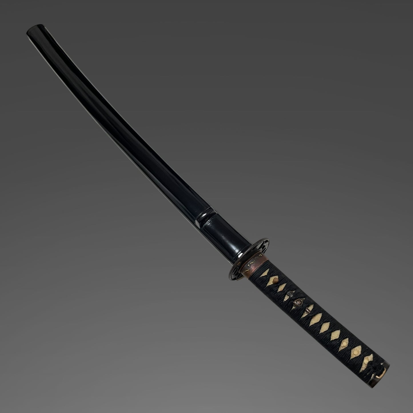 Straight Wakizashi, Ginkgo Tsuba 銀杏鍔, Edo period mumei