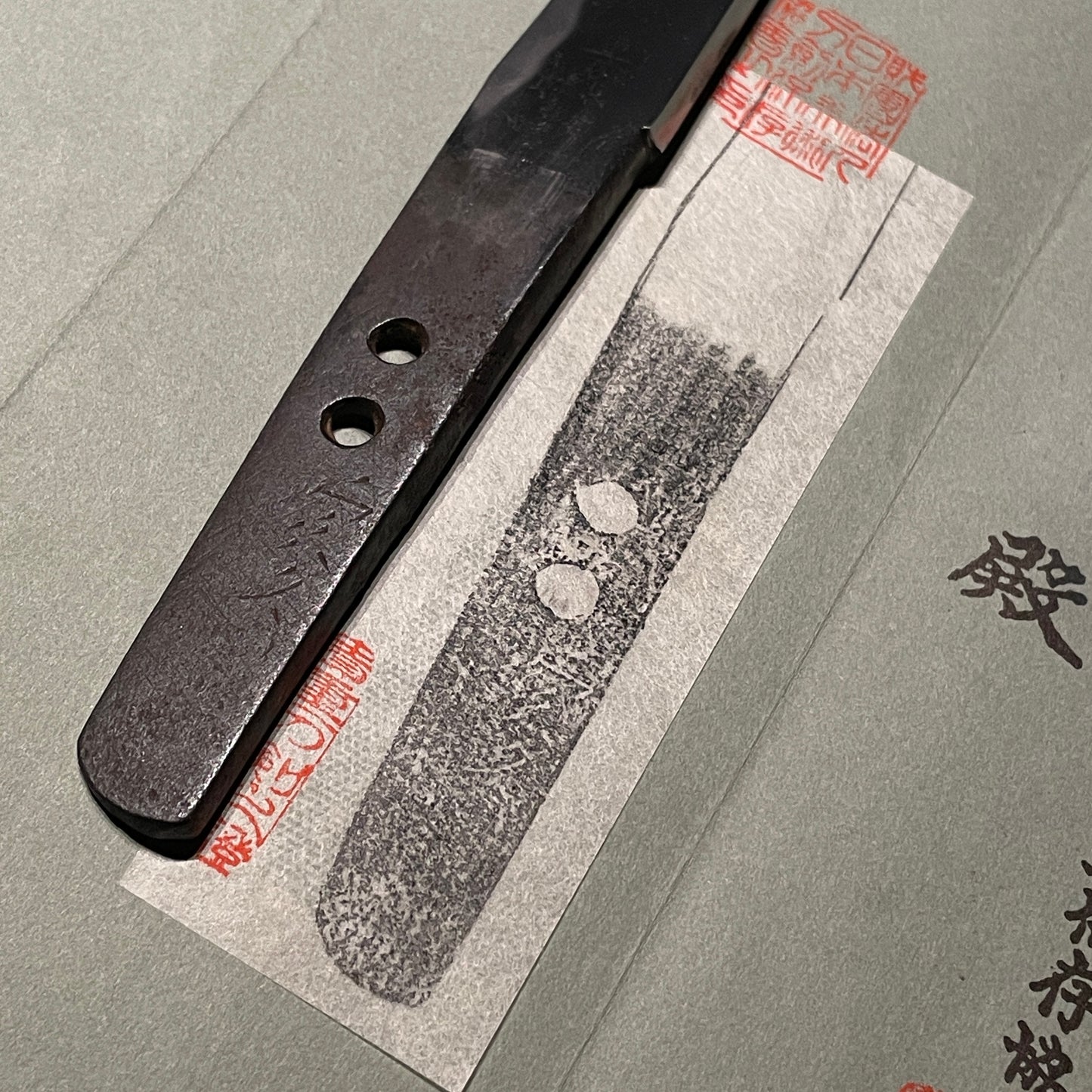 Yoroidoshi 鎧通 Thick TANTO, Iehisa 家久 signed, Mino School, Muromachi period