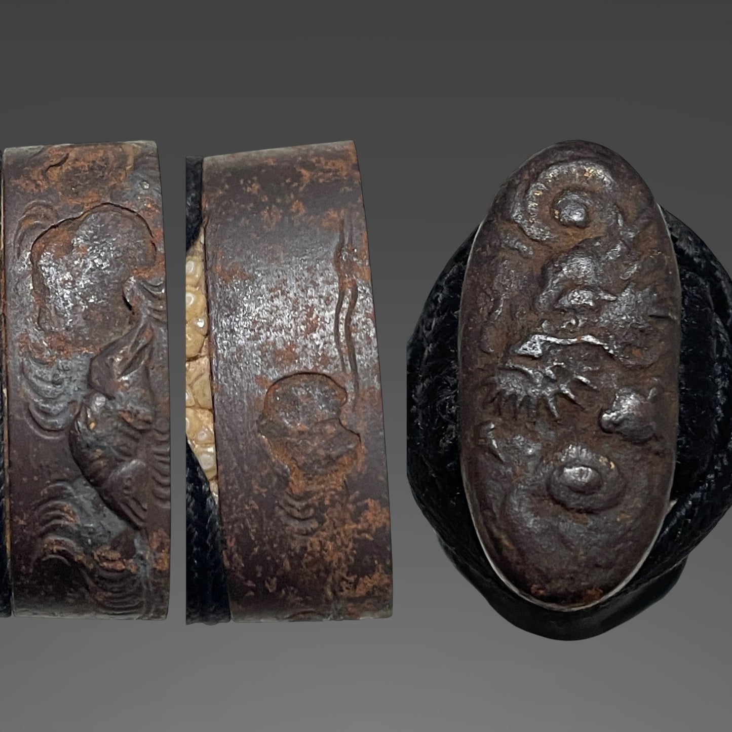 Short Black Wakizashi, Dragon Kashira, Edo period mumei