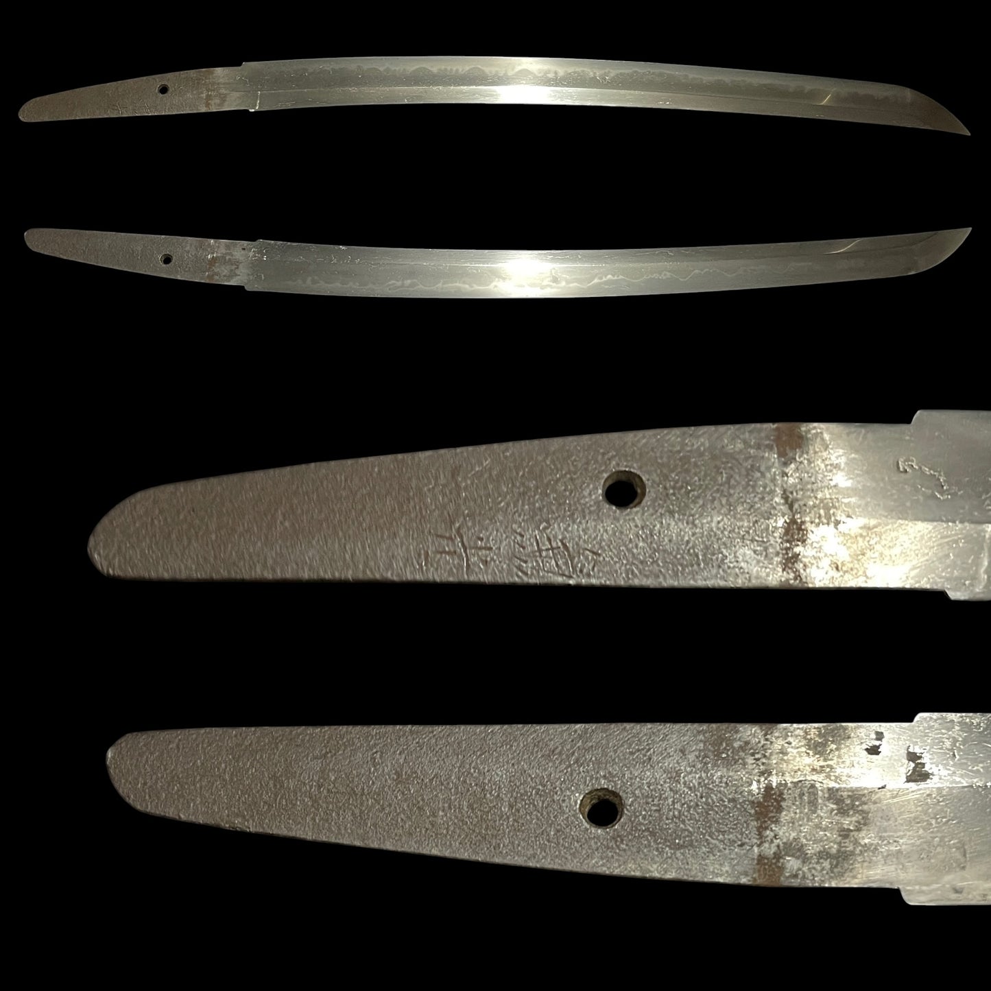 Kanemitsu 兼光 signed Short Wakizashi, Crab Menuki, Edo period