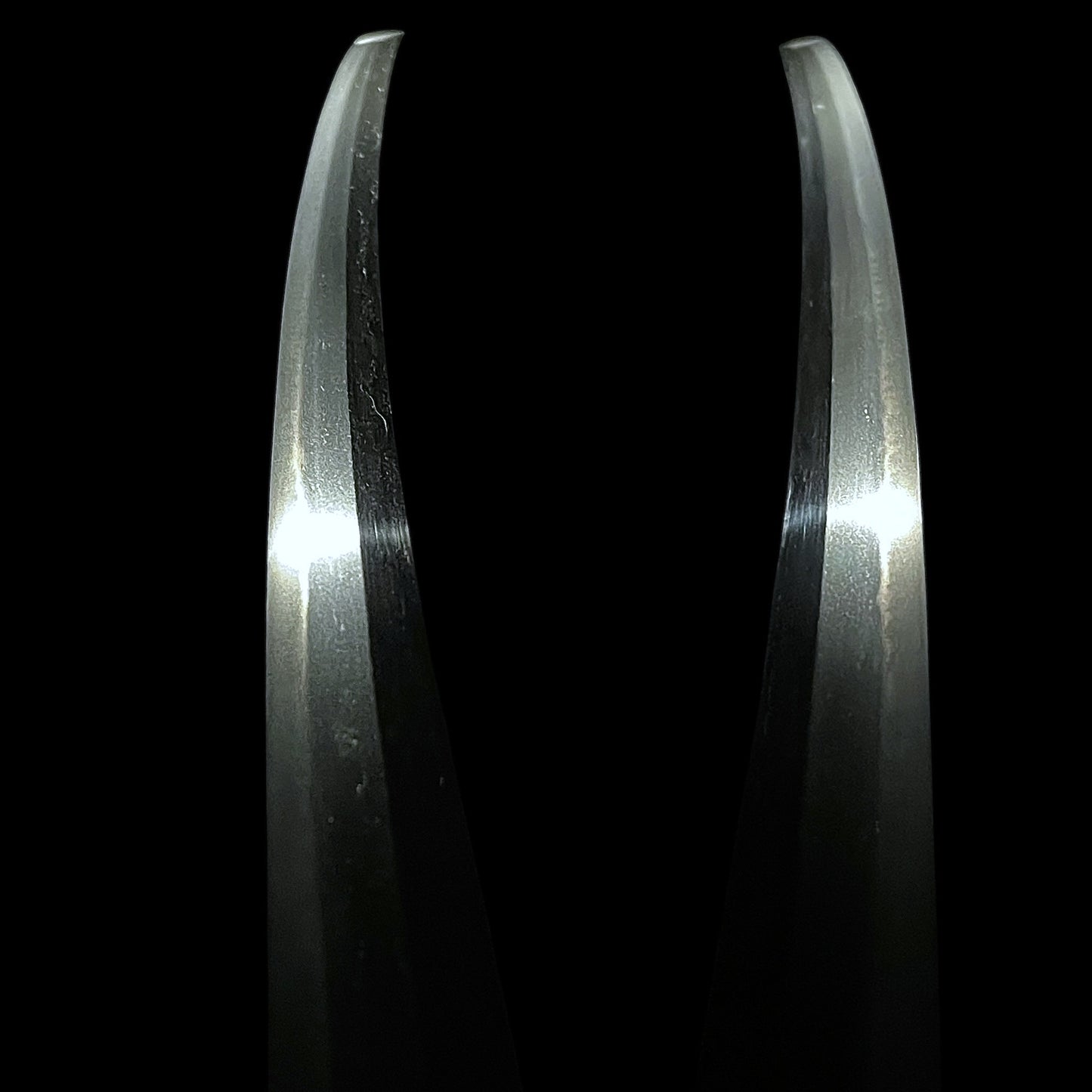NANBOKUCHO Period, Chiyozuru 千代鶴 KATANA, Rai School, NBTHK Certificate, with Shirasaya