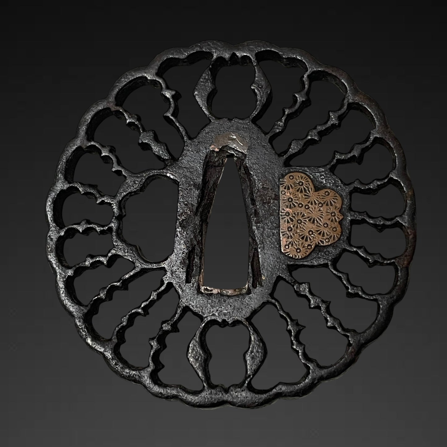 NANBOKUCHO Period, Chiyozuru 千代鶴 KATANA, Rai School, NBTHK Certificate, with Shirasaya