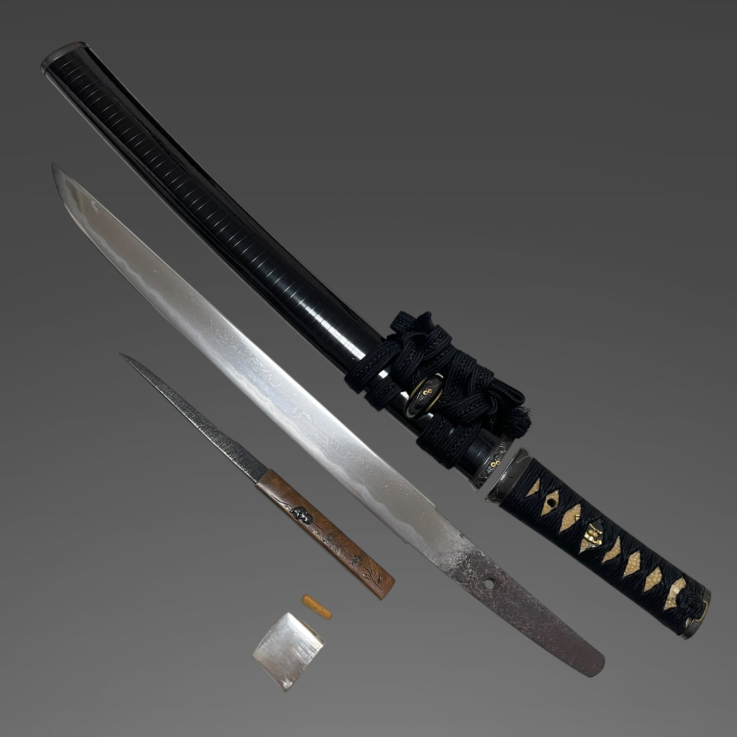 Aikuchi Koshirae Sunnobi-Tanto, Copper Kozuka, Sendankizami-Saya, Thick blade