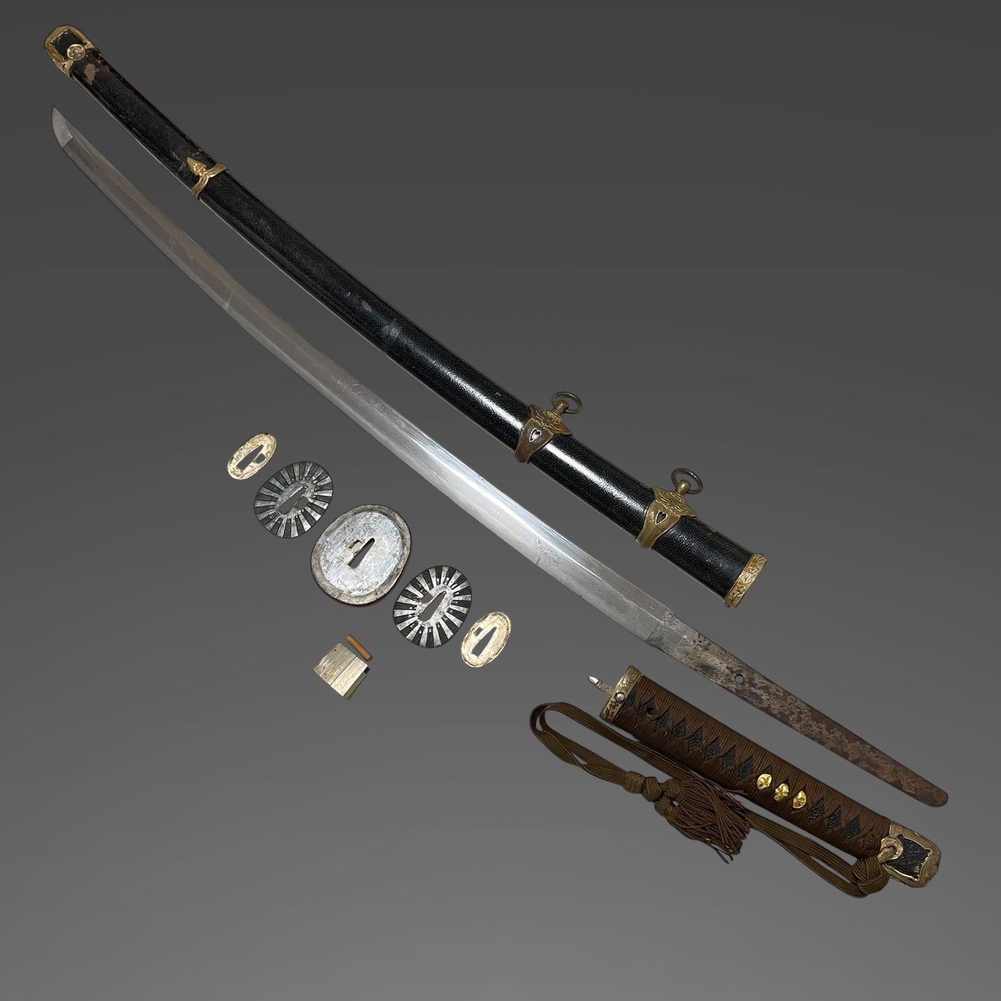 NAVY GUNTO 海軍刀, Rayskin Scabbard, with Tassel, WW2 Original, Japanese Officer Sword
