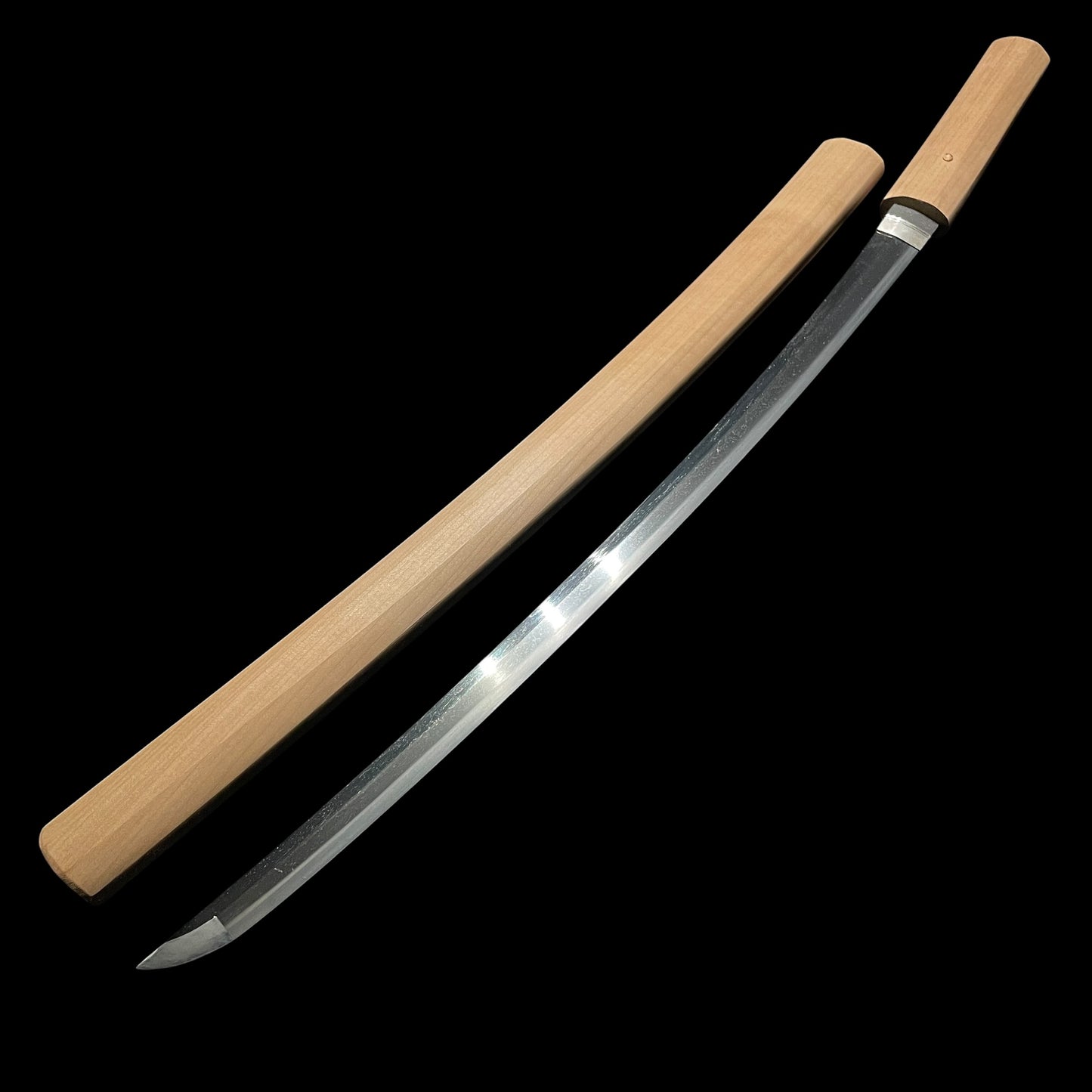 Bishuosafune Tadamitsu 備州長船忠光 signed Long Wakizashi, Late Muromachi period
