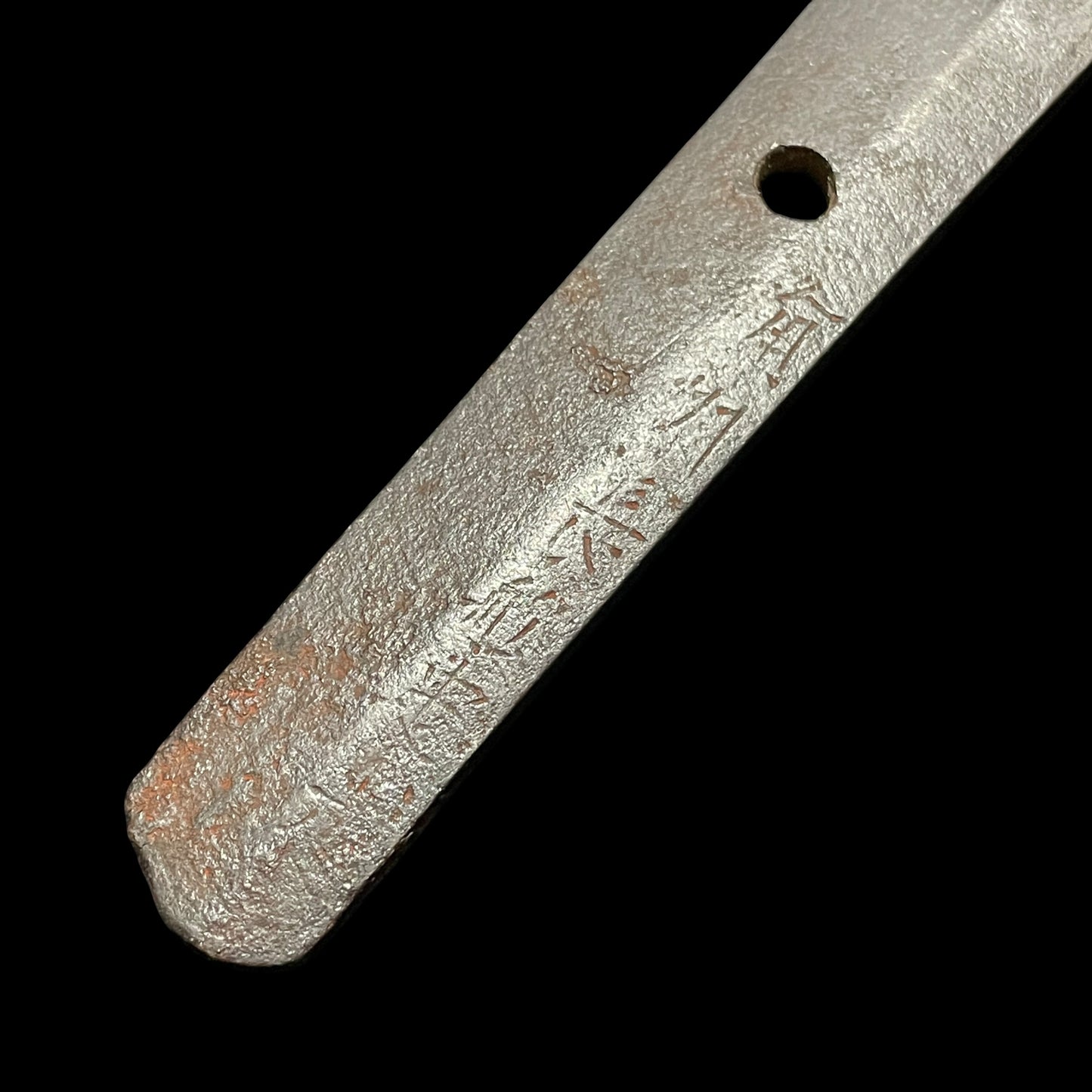 Bishuosafune Tadamitsu 備州長船忠光 signed Long Wakizashi, Late Muromachi period