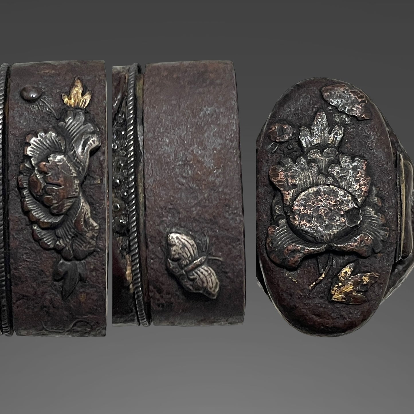 Masaie 正家 signed, Shobuzukuri Wakizashi, Peonies and butterflies Fuchikashira, Muromachi period