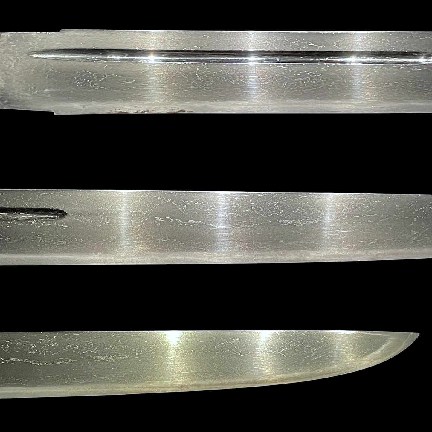 Toshinaga 利壽 signed Fuchi, Black TANTO with Kozuka, Muromachi period mumei, with Shirasaya