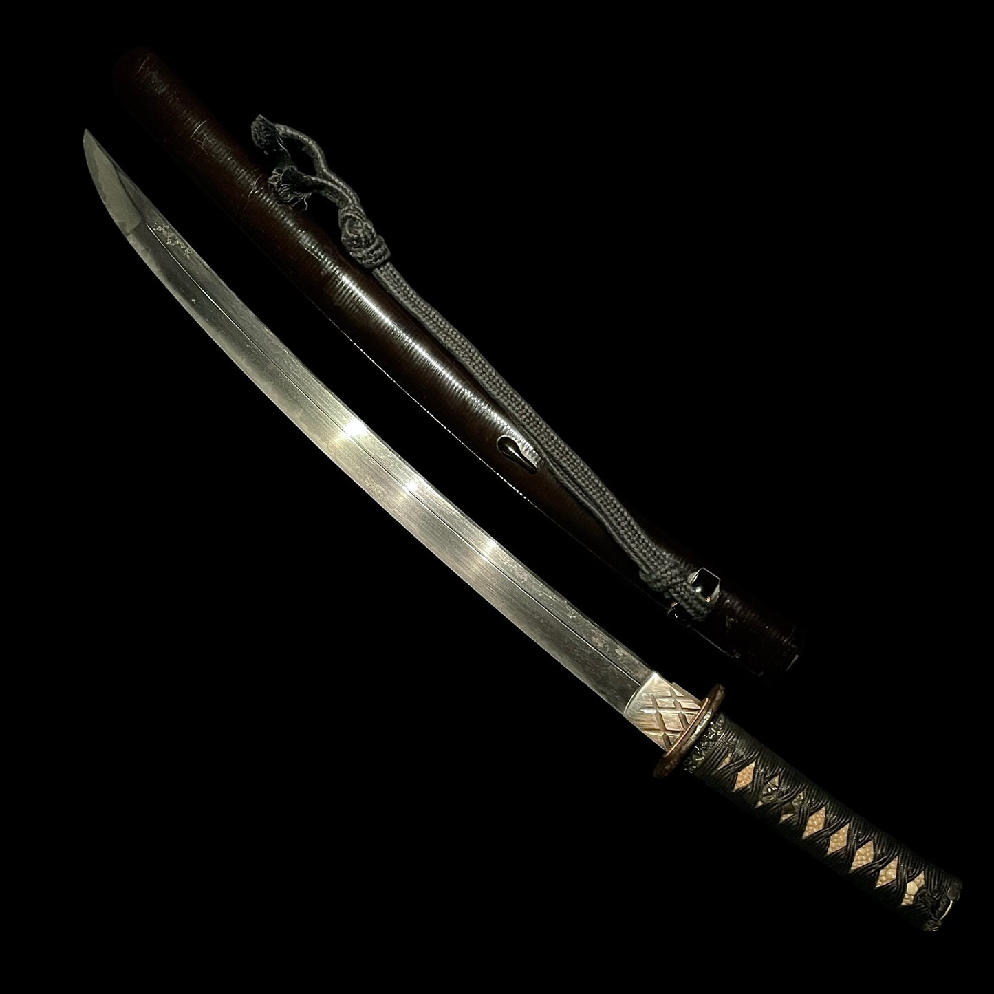 Ookissaki 大切先 Wakizashi, Dragon Fuchikashira, 因州住壽正 signed Kozuka, Edo period mumei