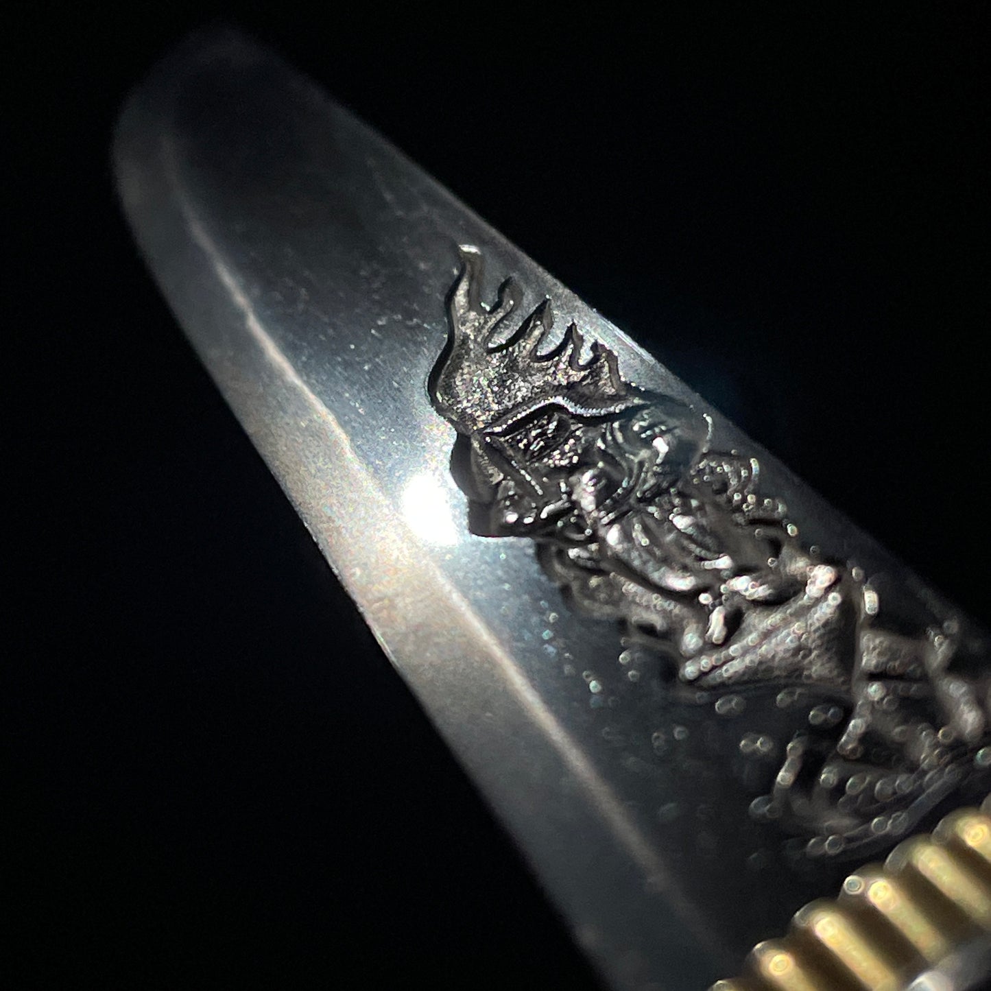 HORIMONO 彫物 Tanto, Fudo-Myoo 不動明王, with Kozuka Kogai, Edo period mumei