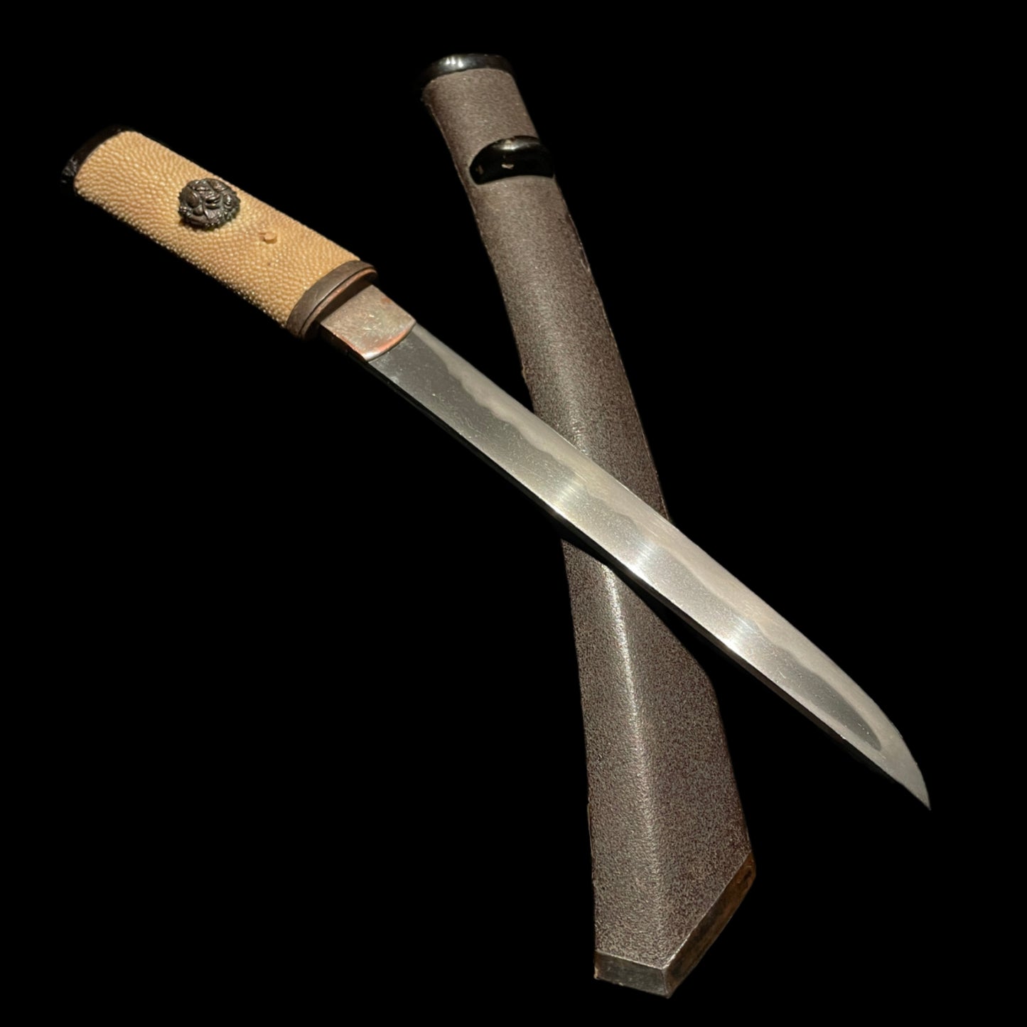 Rare Style Omeshi-Koshirae 御召拵 Tanto, Edo period mumei