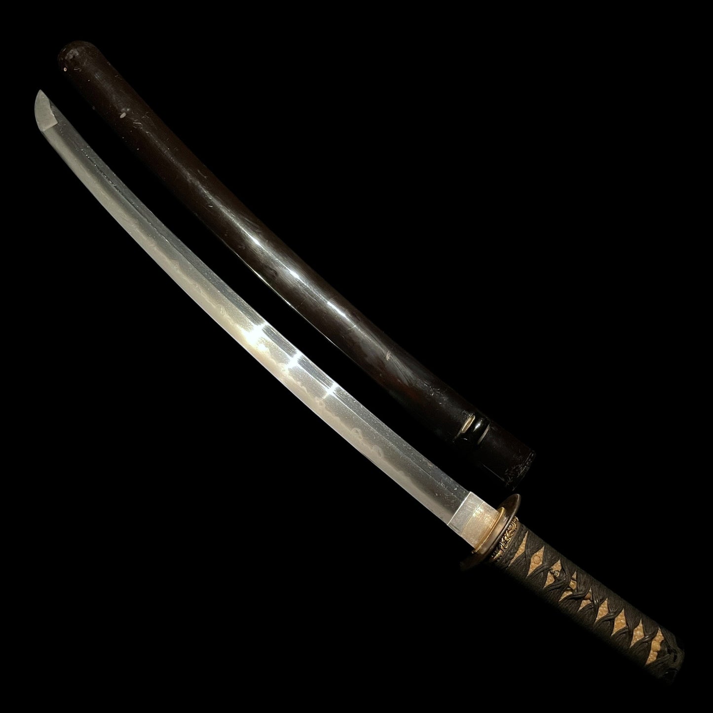 Harimadaijo Tadakuni 播磨大掾忠國 signed Wakizashi, Dragon Fuchi, Hotei Tsuba, Edo period