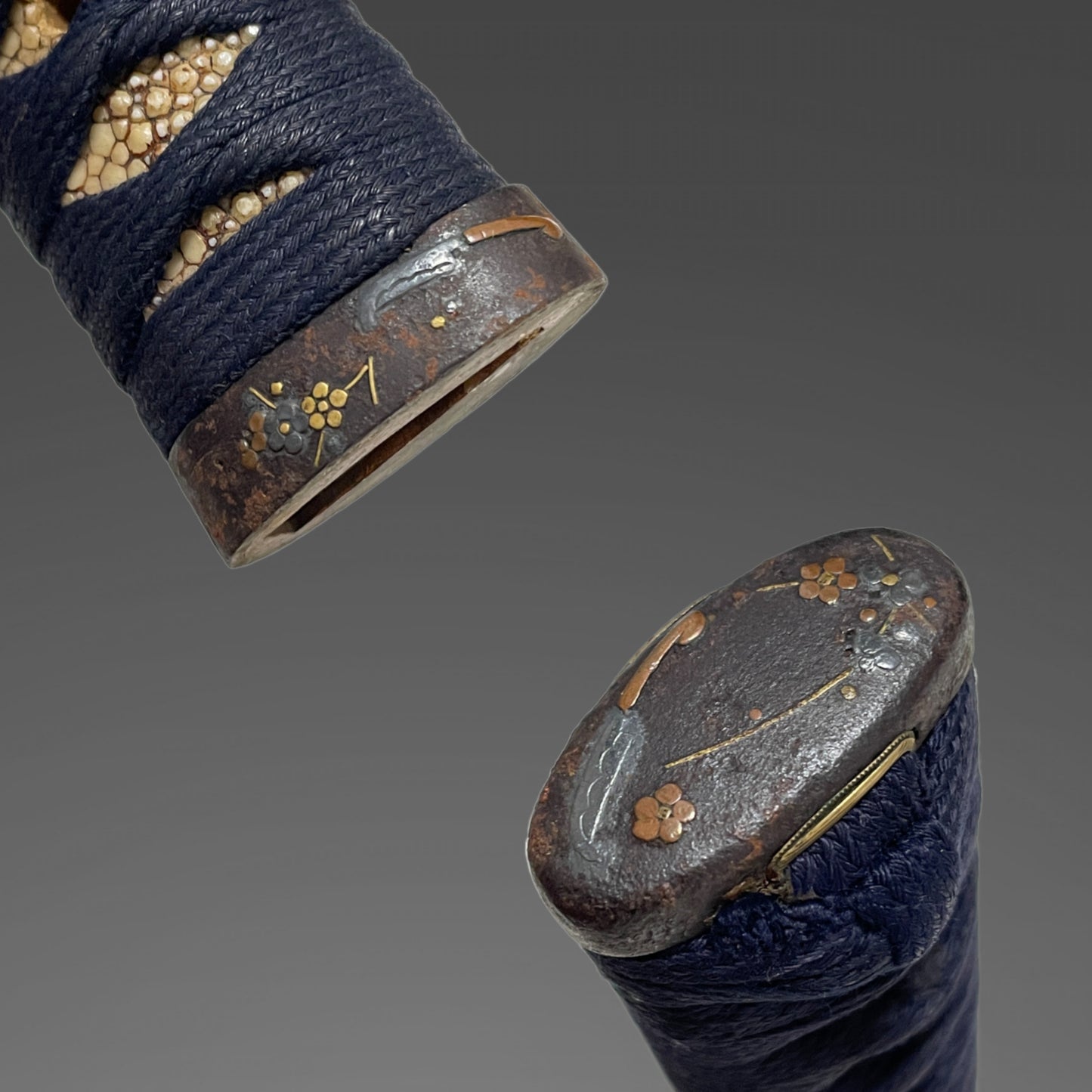 Gunome-Midare KATANA, Plum and Axe Fuchikashira, Muromachi period mumei