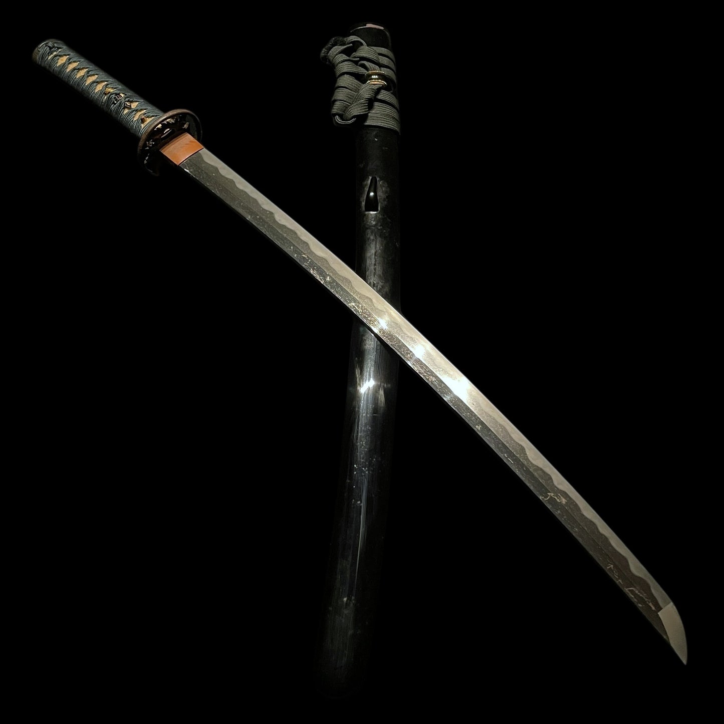 Kanemoto 兼元 signed Long WAKIZASHI, Boar Fuchikashira, Edo period