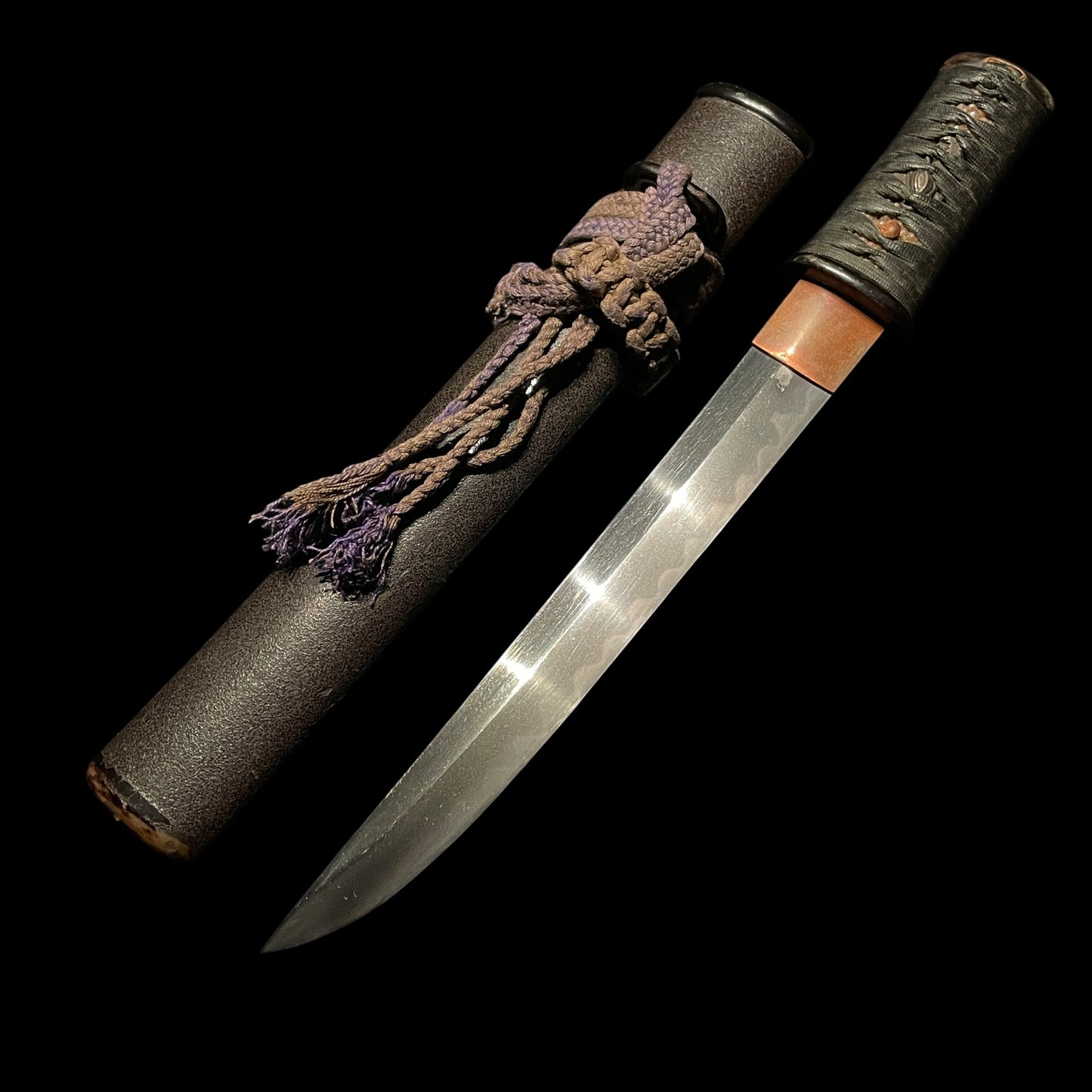 Oosuminokami Hiromitsu 大隅守廣光 signed Aikuchi TANTO, with Kozuka and Shirasaya