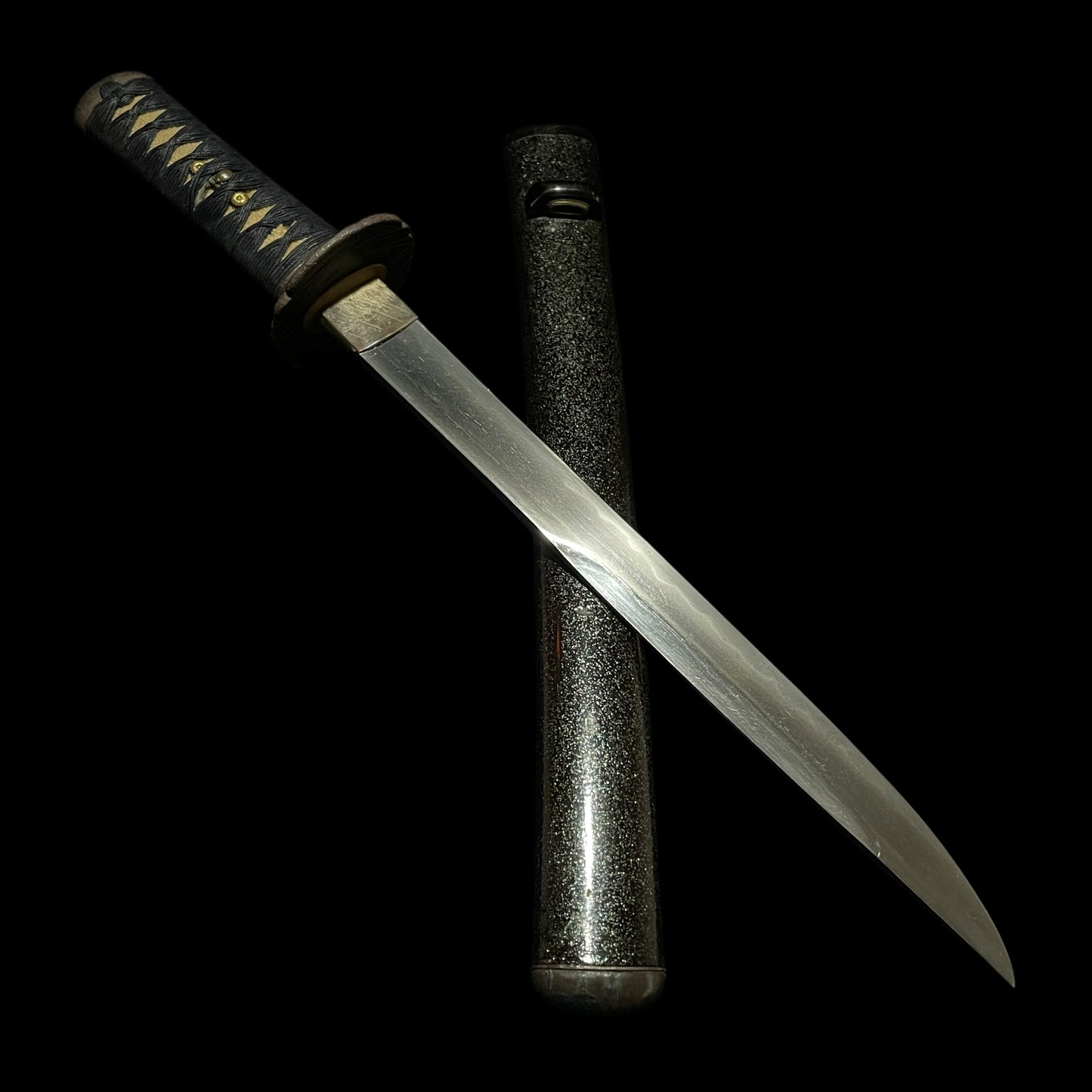 Unokubizukuri 鵜首造 TANTO, Insect menuki, Late Edo period mumei