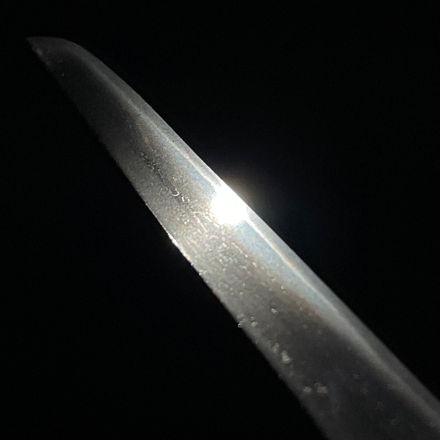 Aikuchi TANTO, Sadamune 貞宗 signed, Masamehada 柾目肌, Muromachi period