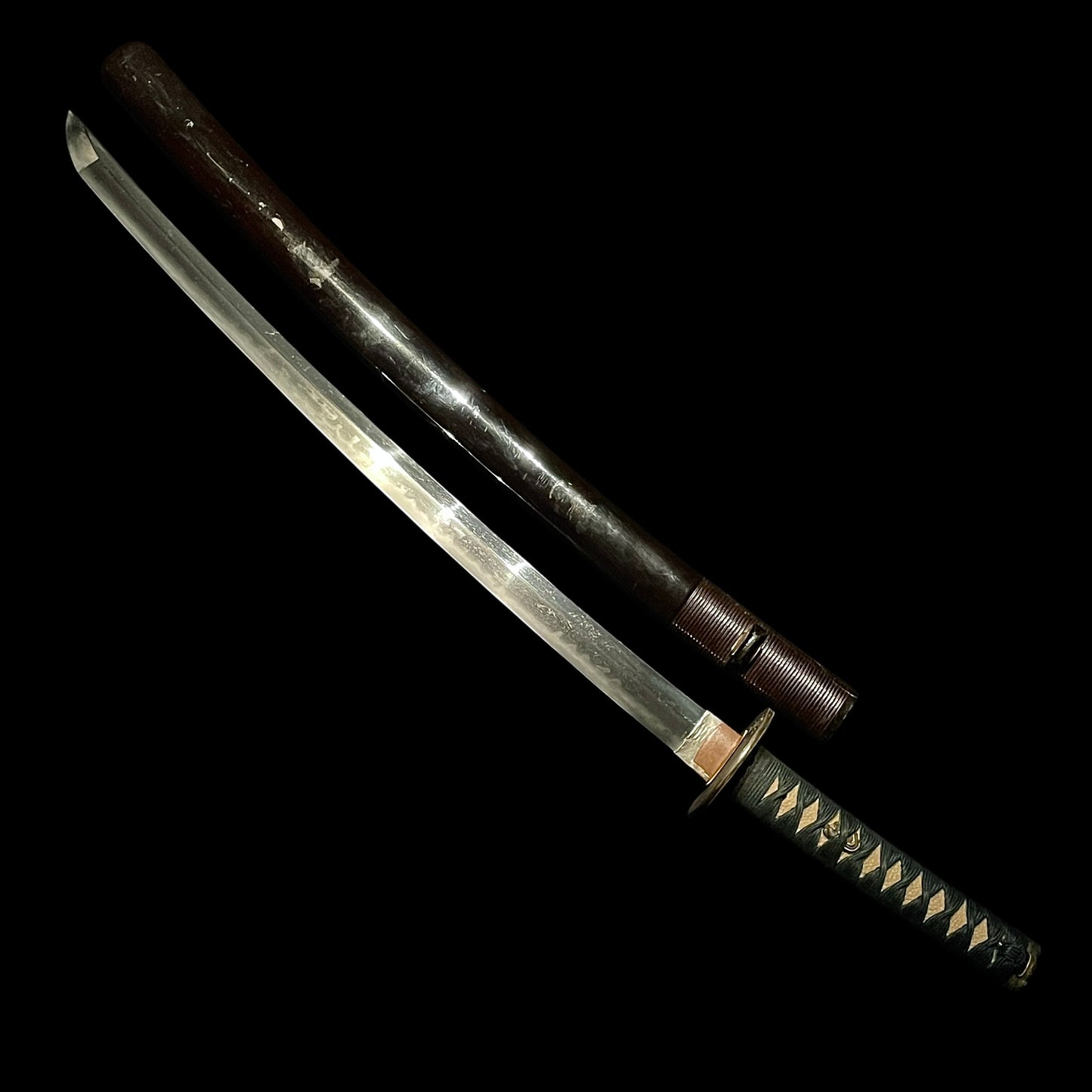 Katsushige 勝重 signed Long Wakizashi, Botanjishi Tsuba, Dragon Kozuka, Edo period
