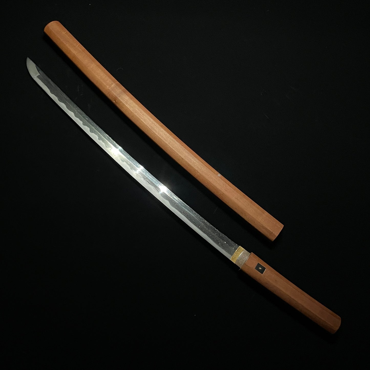 Hizenju Tadayoshi signed WAKIZASHI, Edo period