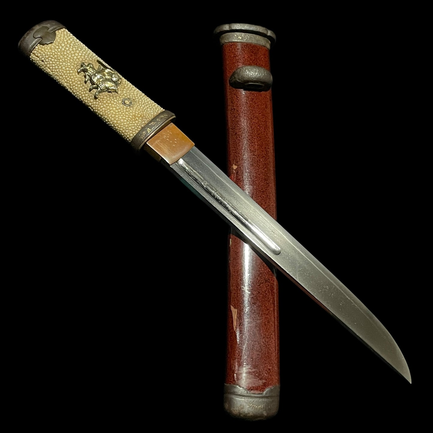 Red TANTO with Kozuka, Iron Fittings, Late Edo period mumei, Bakumatsu era