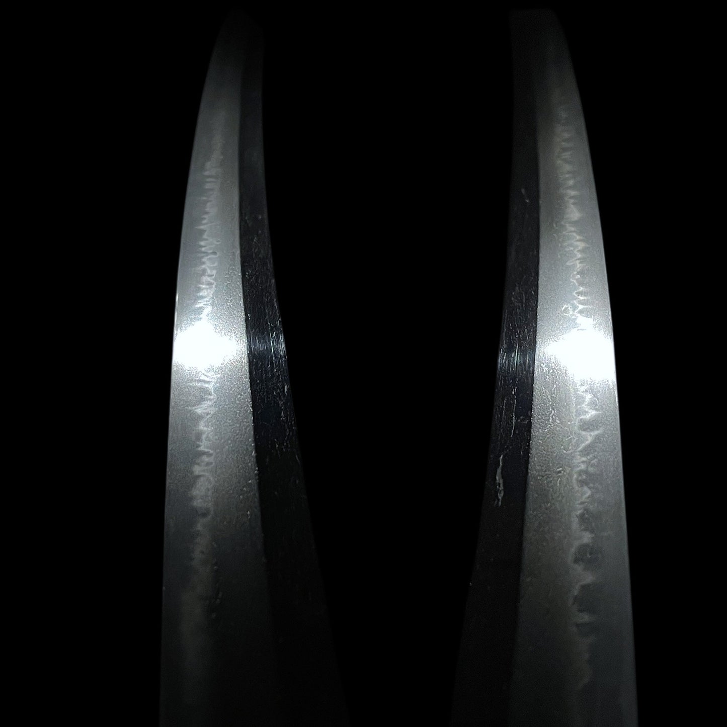Amazing Hamon, Fujiwara Yoshimichi 藤原吉道 signed Long WAKIZASHI, Edo period