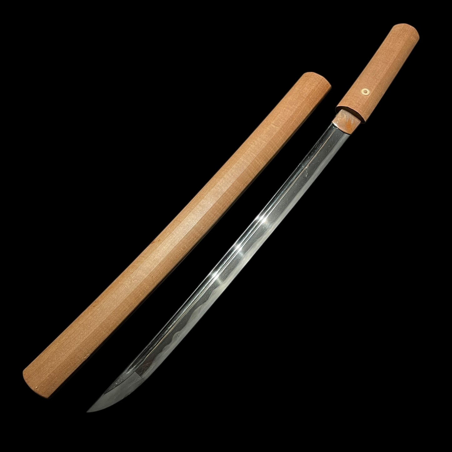 Ookissaki 大切先 Wakizashi, Bo-hi 棒樋 blade, Edo period mumei