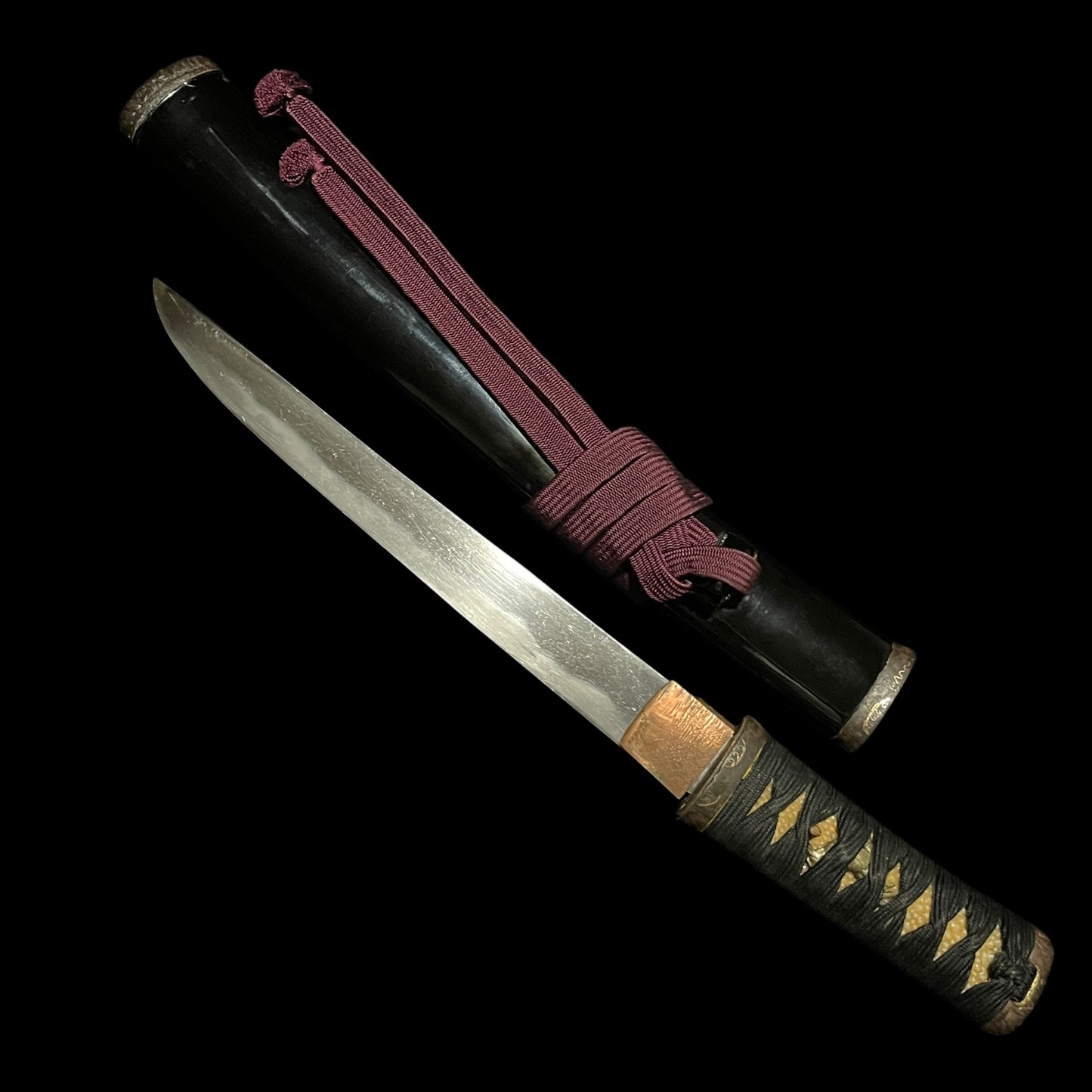 Aikuchi Koshirae TANTO 合口拵短刀, with Horse Kozuka, Edo period mumei