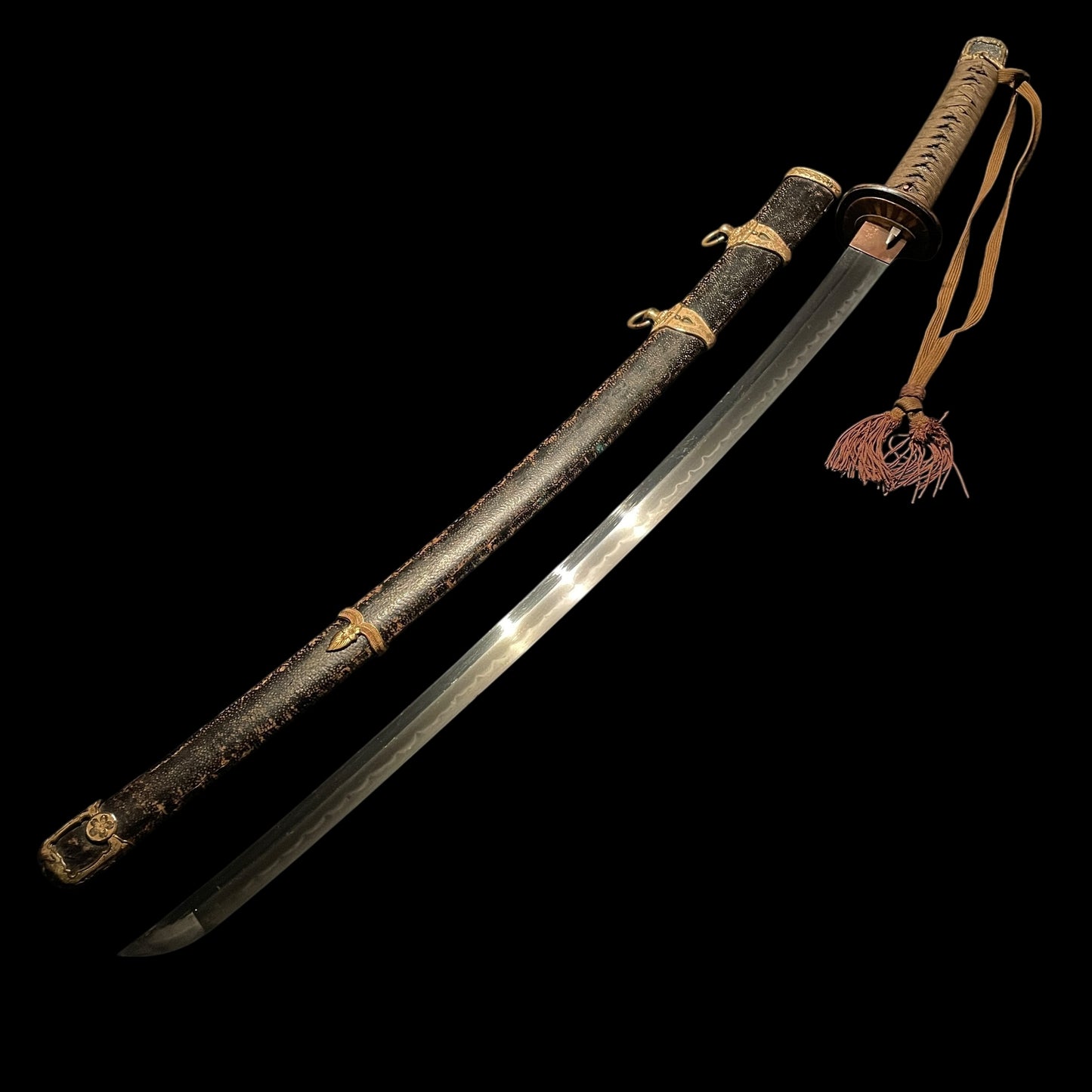 NAVY GUNTO 海軍刀, Sekiju Okada Kaneyoshi 関住岡田兼義 signed, Rising sun Seppa