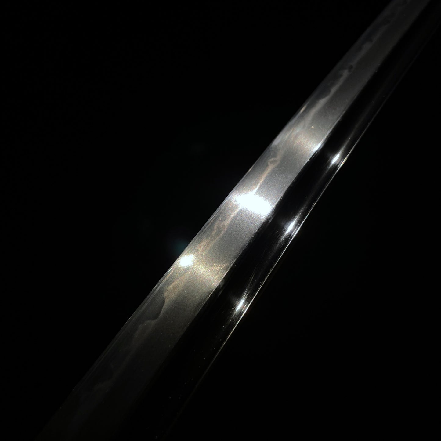 Long IAITO KATANA, Bo-hi 棒樋, Wide and Thick blade, Late Edo period