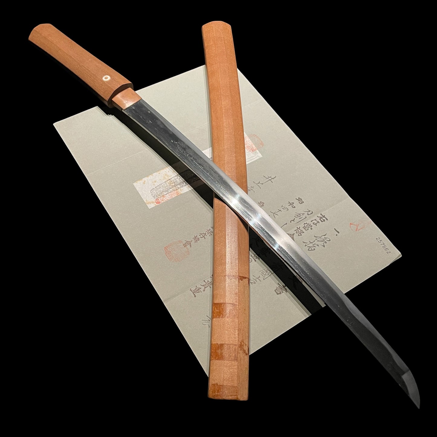 Hizenkoku Yoshihiro 肥前國吉廣 signed Wakizashi, Homarekizu 誉傷, Edo period