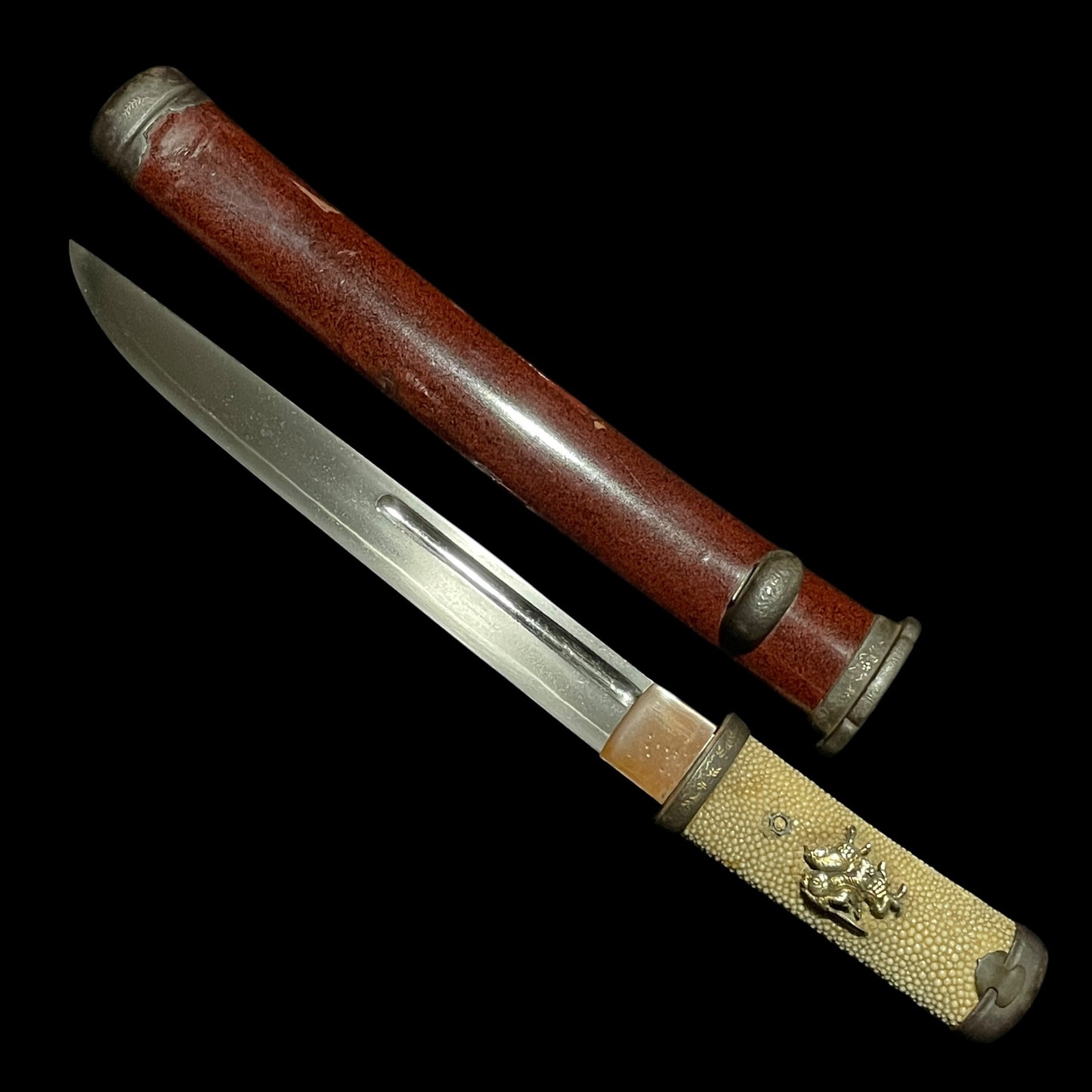 Red TANTO with Kozuka, Iron Fittings, Late Edo period mumei, Bakumatsu era