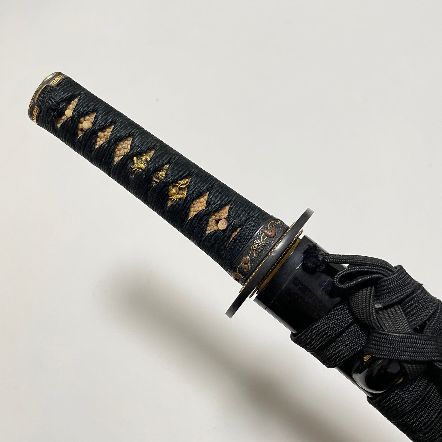 Hou 伯 signed WAKIZASHI, Raimon 雷紋 Kashira, Fuemaki-Zaya 笛巻鞘, Edo period