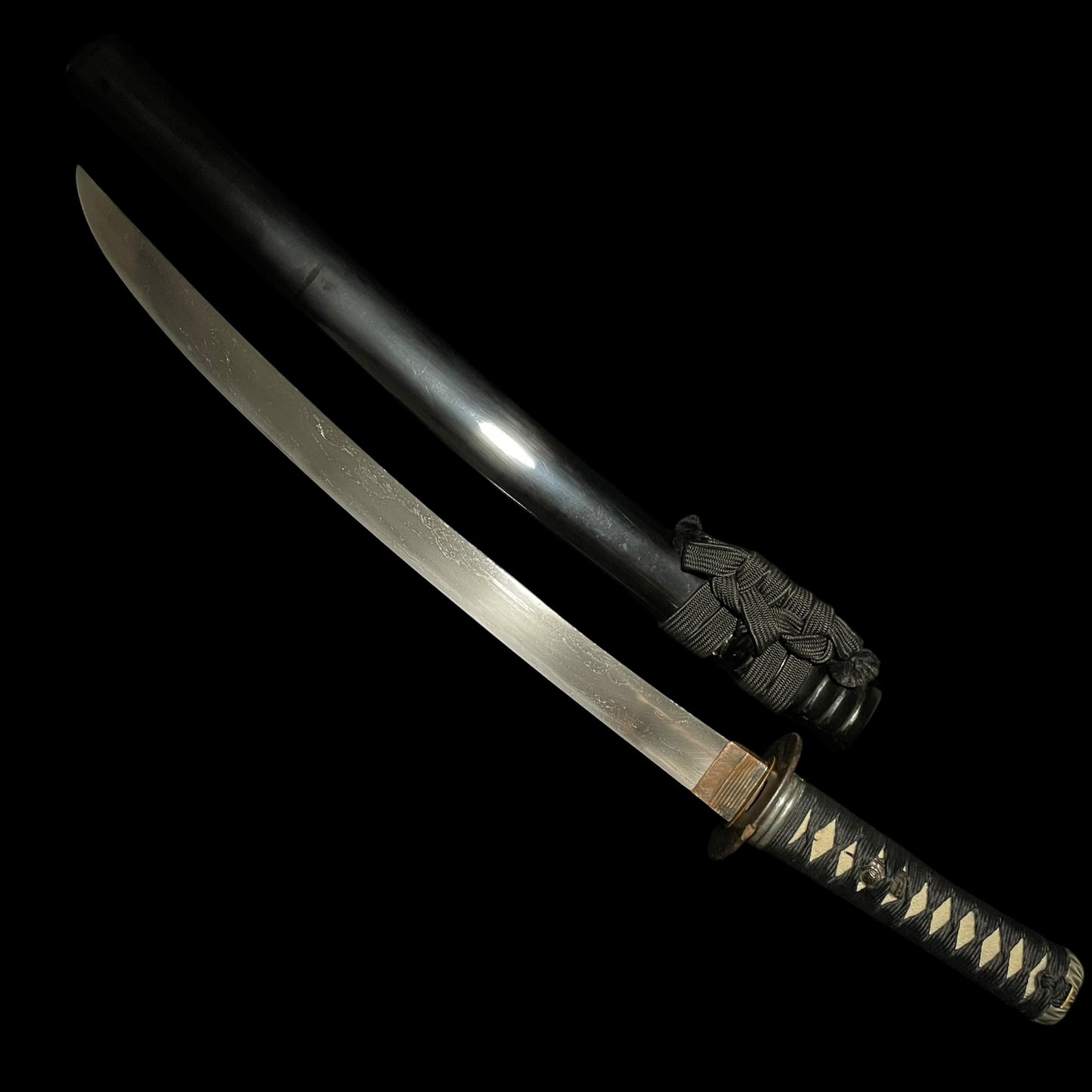Wide Hirazukuri Wakizashi, Masahiro 正廣 signed, Hotei Tsuba 布袋鍔, Muromachi period mumei