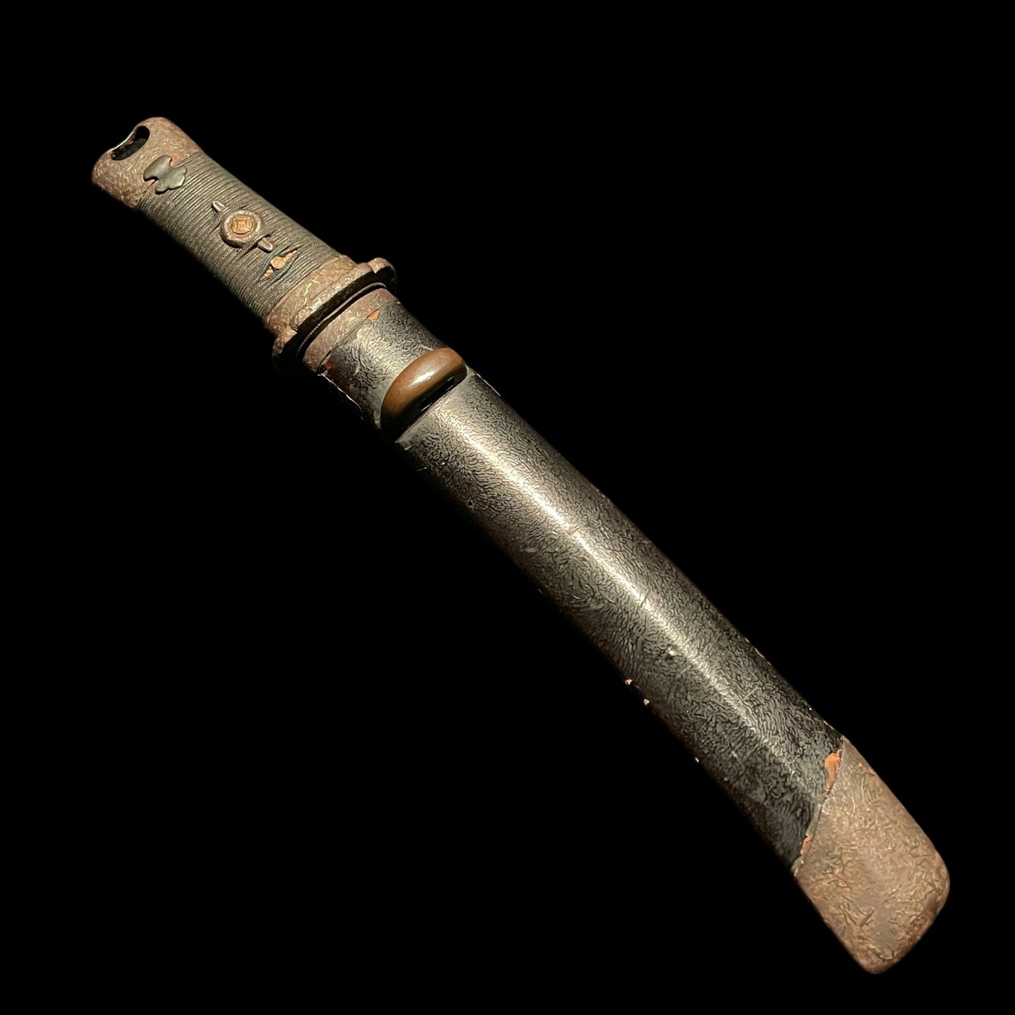 UNOKUBI-ZUKURI 鵜首造 Omeshi Koshirae sytle TANTO, Edo period mumei, Iron Fittings