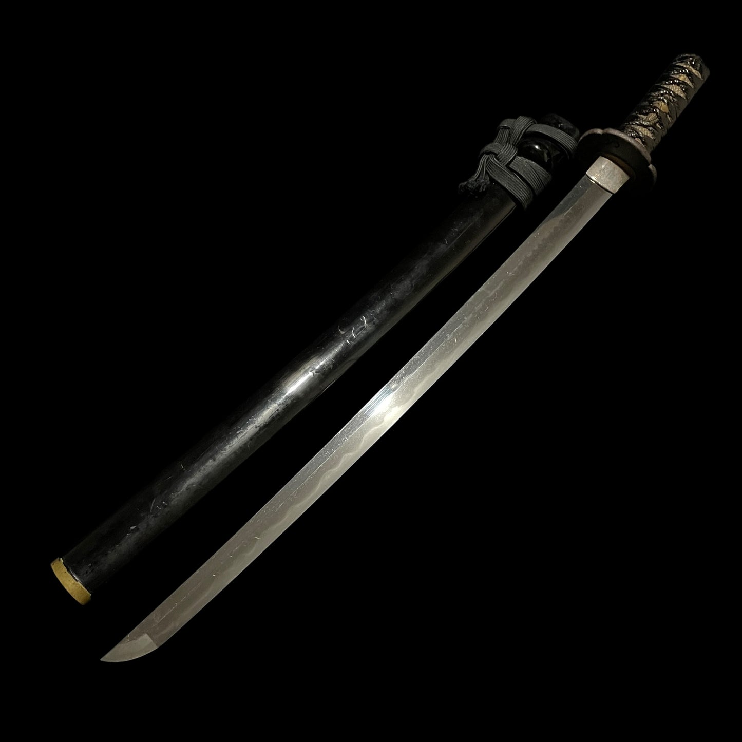 Hidanokami Fujiwara Ujifusa 飛騨守藤原氏房 signed Wakizashi, Horsetail Tsuba, Early Edo period